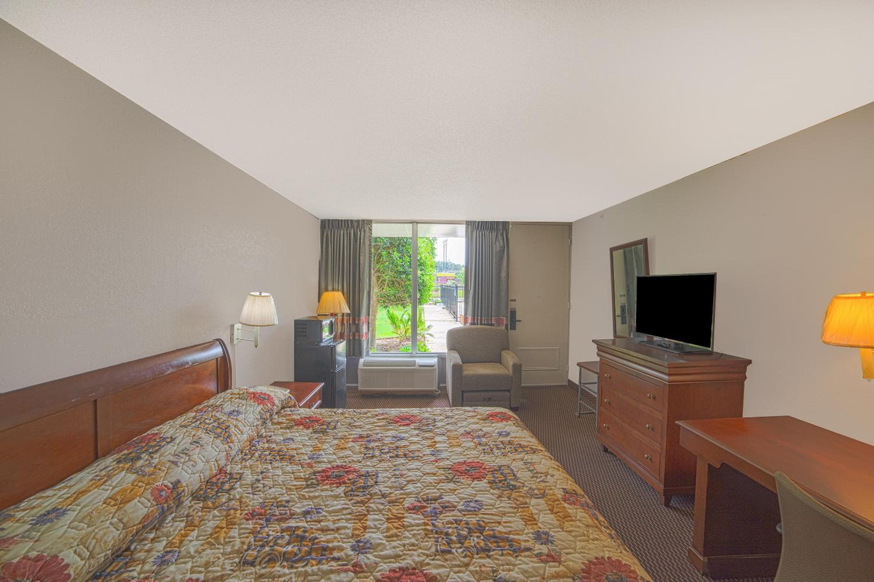 Masters Inn Selma Smithfield I-95 By OYO