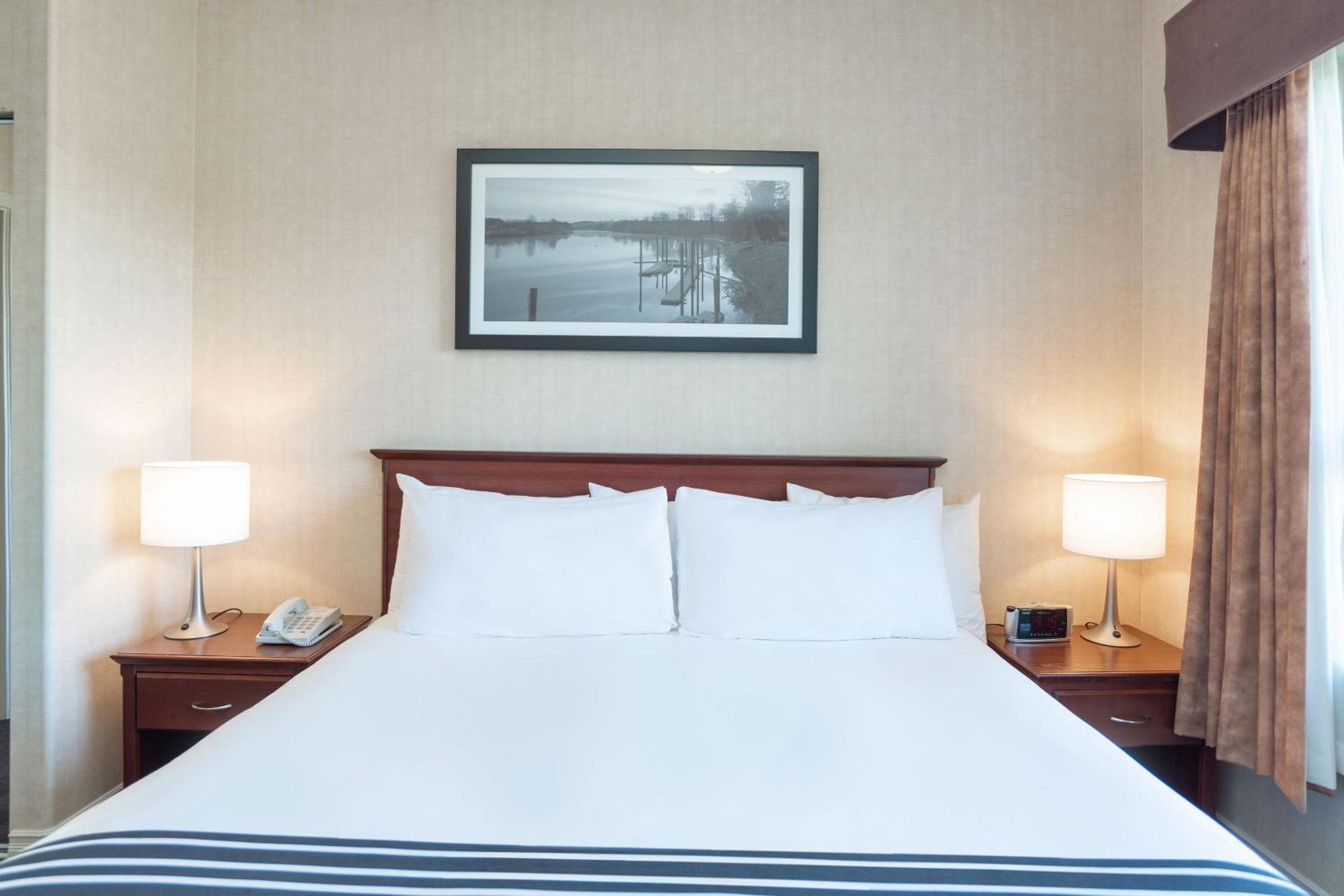 Sandman Signature Surrey-Guildford Suites