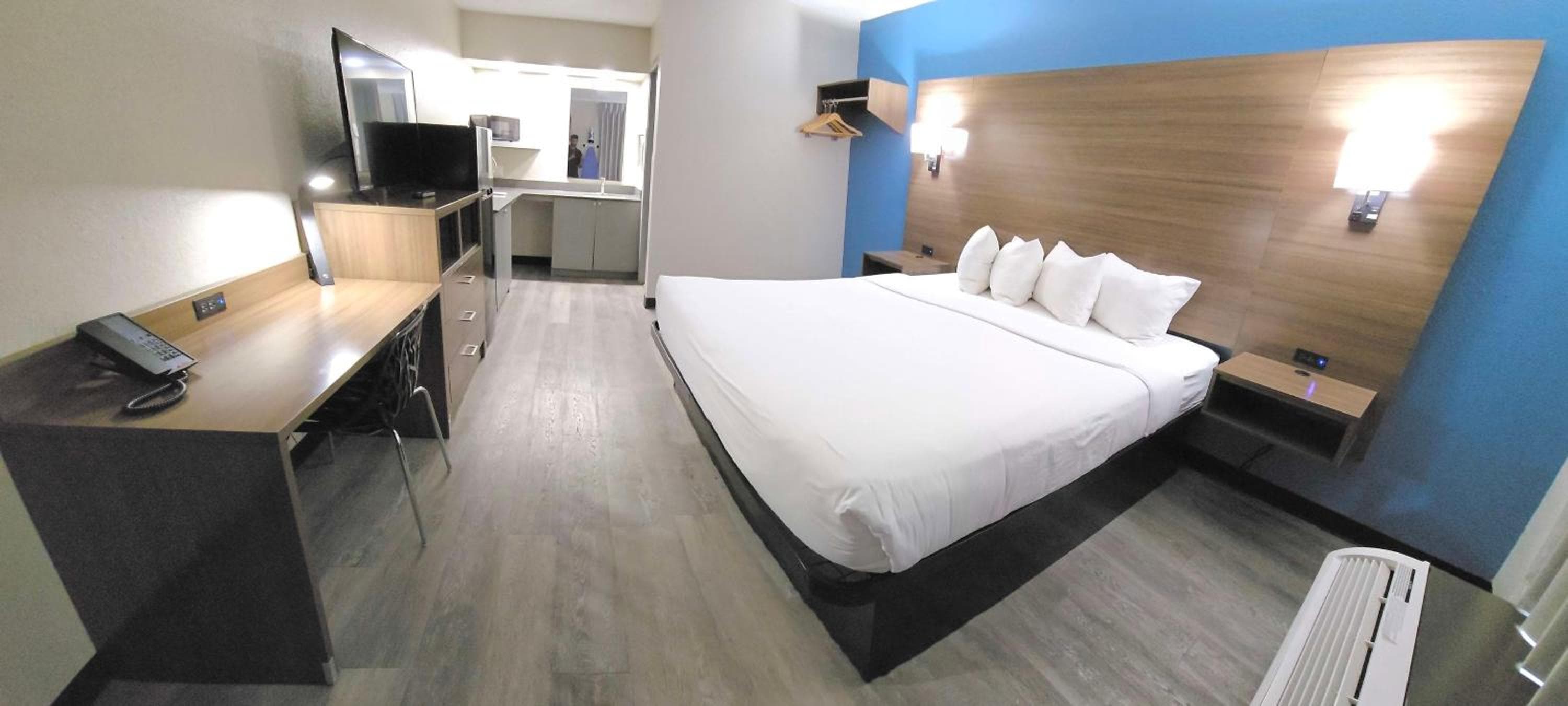 SureStay Studio by Best Western Victoria