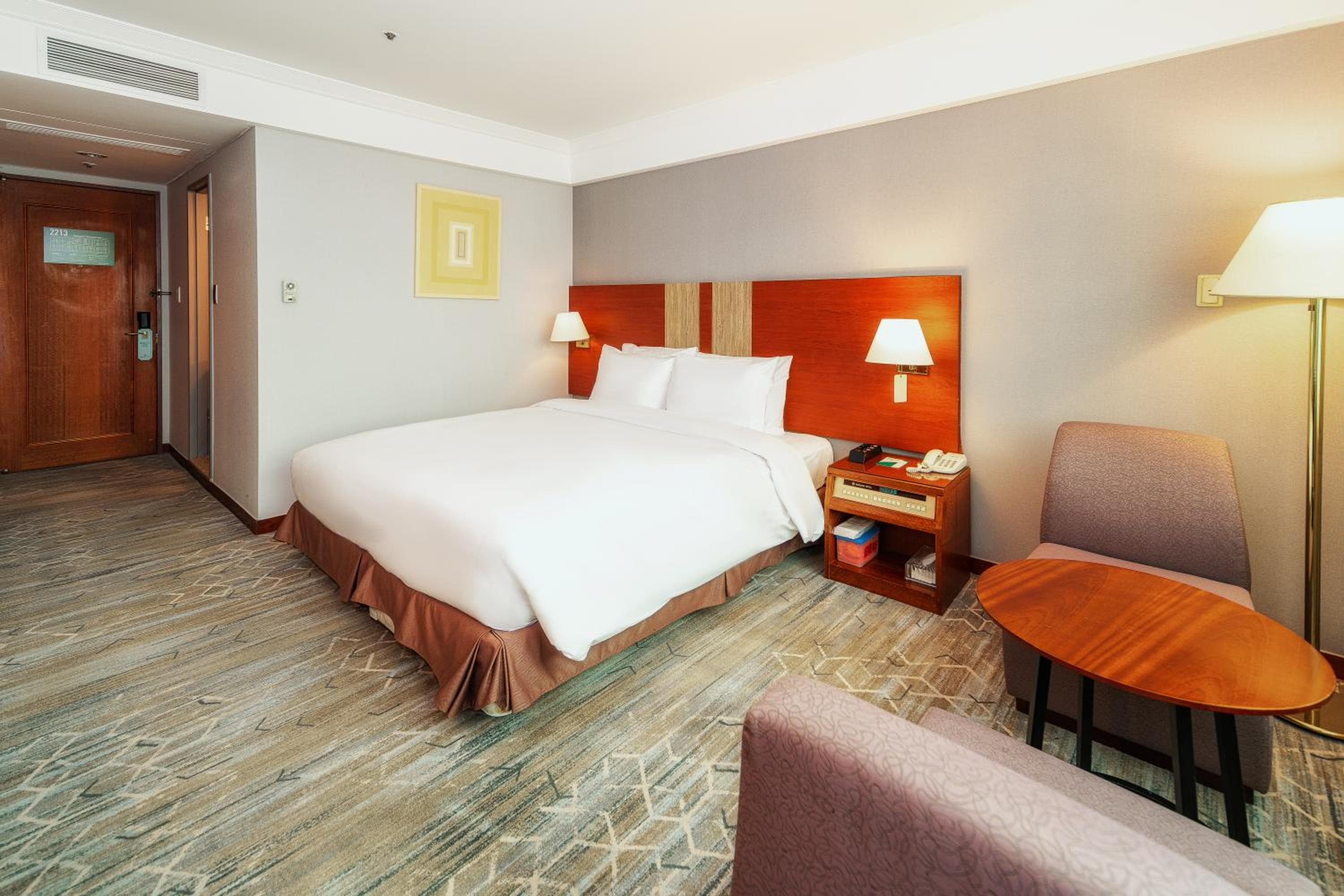 Koreana Hotel