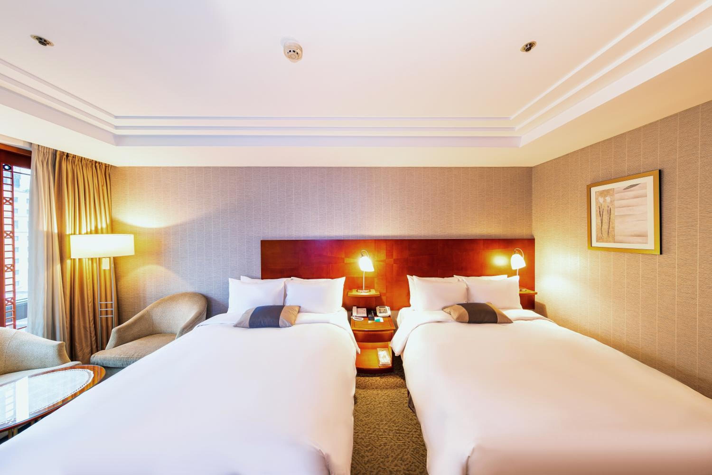 Koreana Hotel
