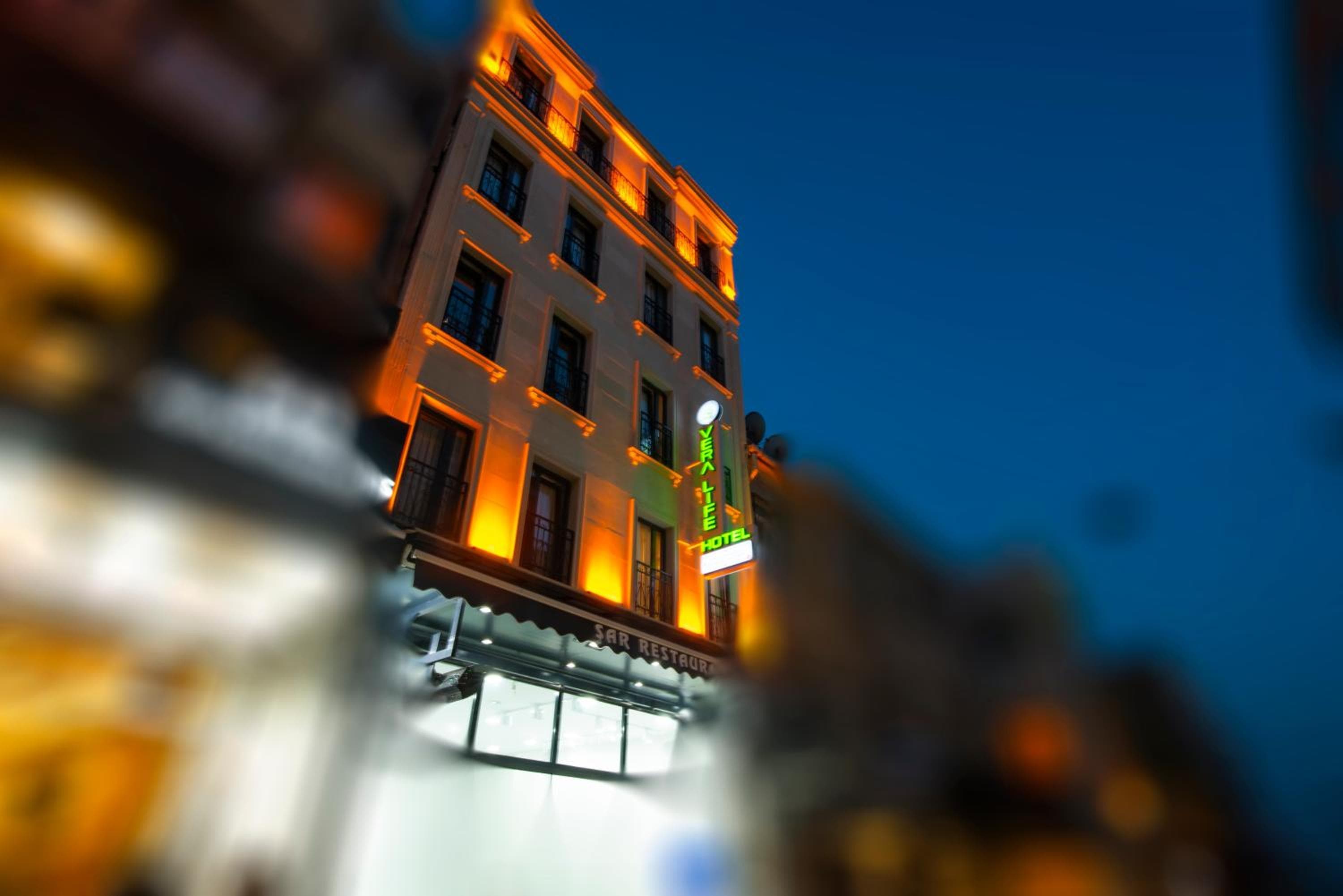Vera Life Hotel