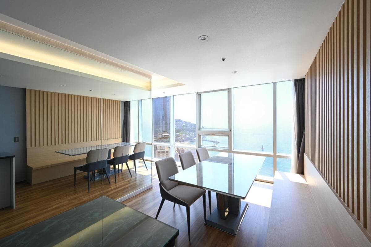 Kolon Seacloud Hotel