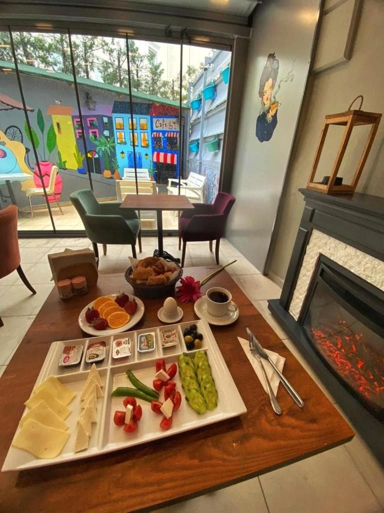 Ulubat Castle Hotel