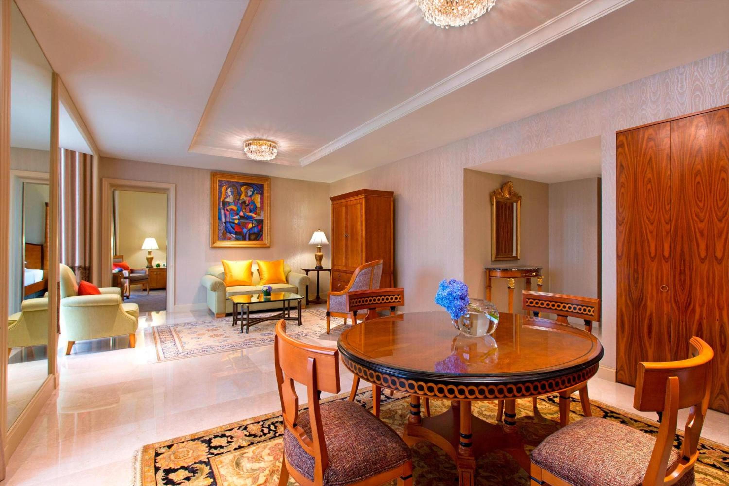 Sheraton Towers Singapore Hotel
