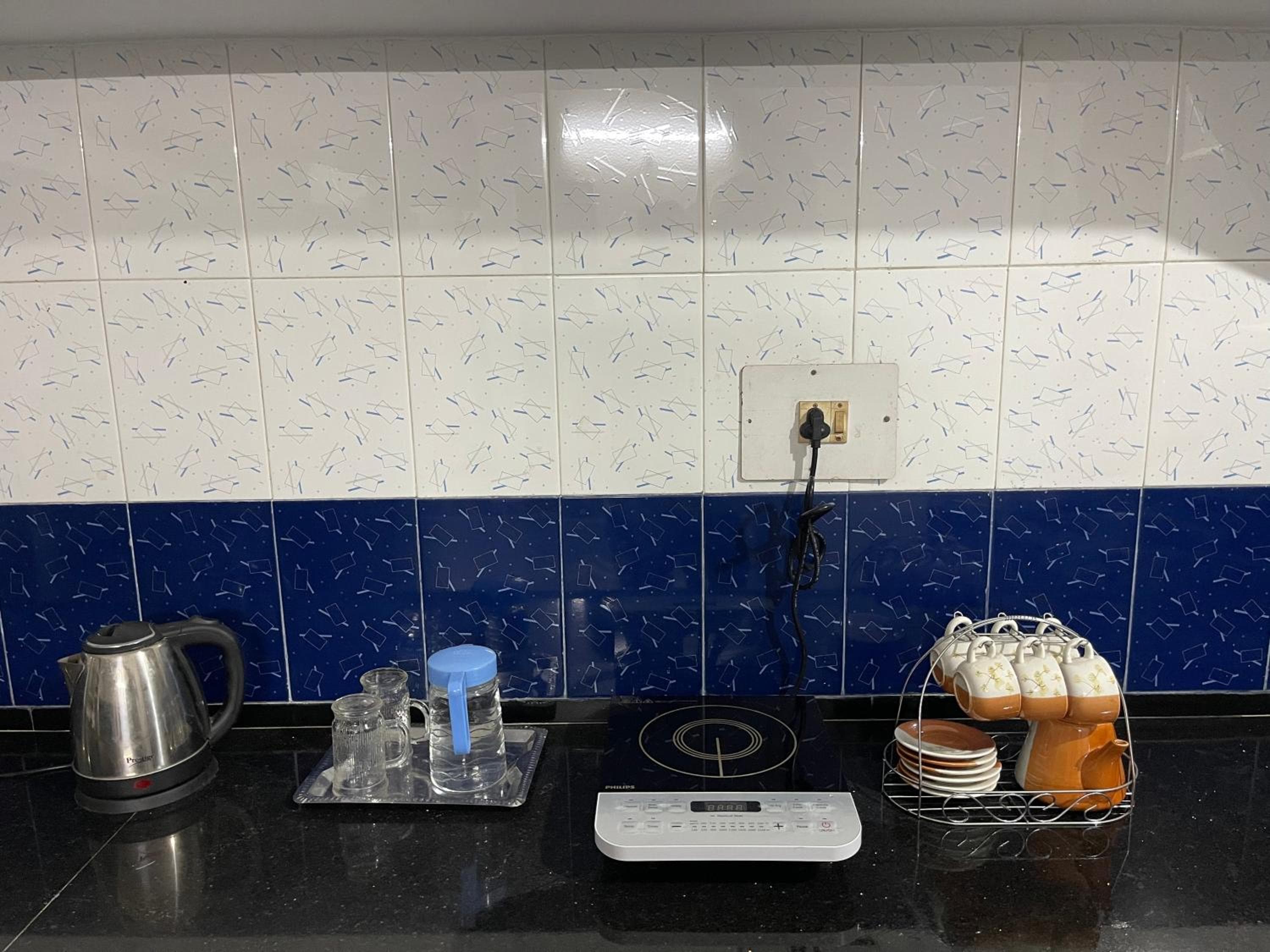 Entire 2 BHK spacious Apartment on first floor - Sai Homestay