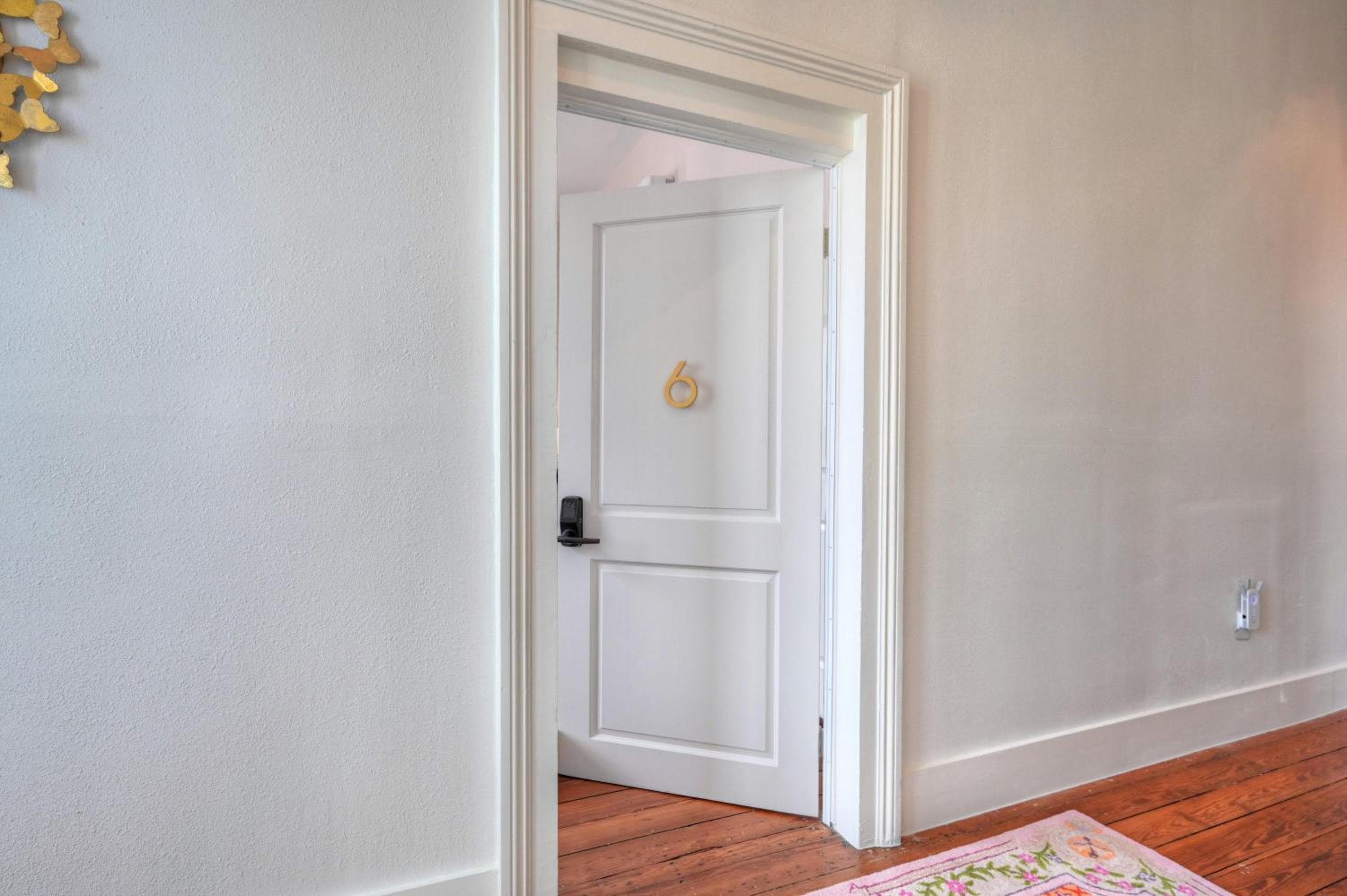 Sugars Inn Room 6 Family Friendly Boutique Stay Downtown