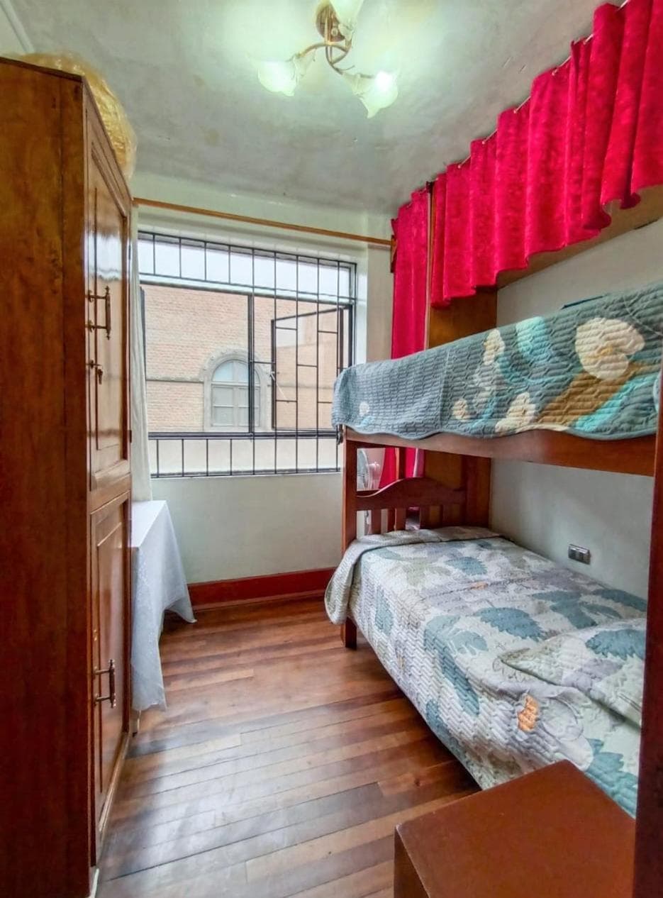 APARTAMENTO COMPLETO LIMA - 2 cuadras del Palacio Gobierno