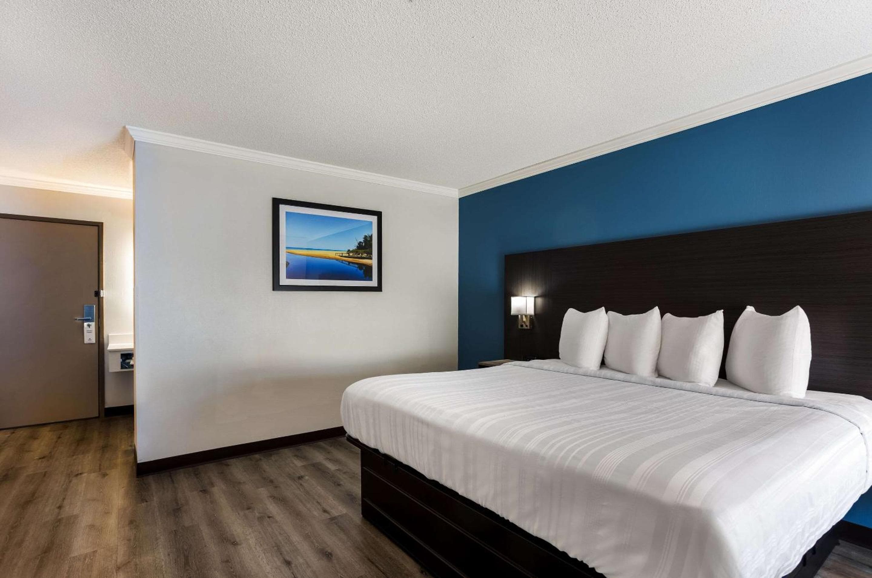 Quality Inn South Bend near Notre Dame