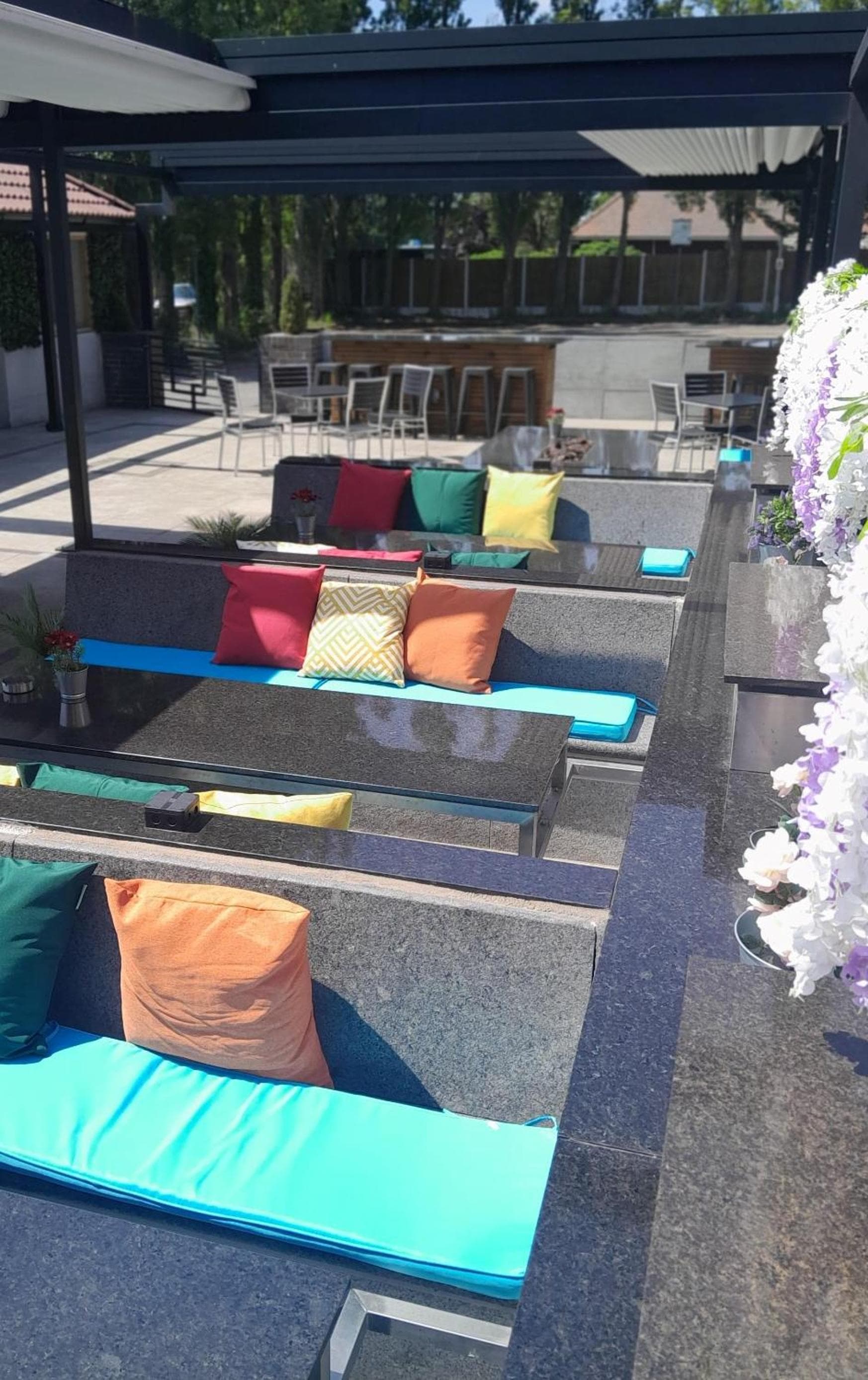The Hillcrest Hotel