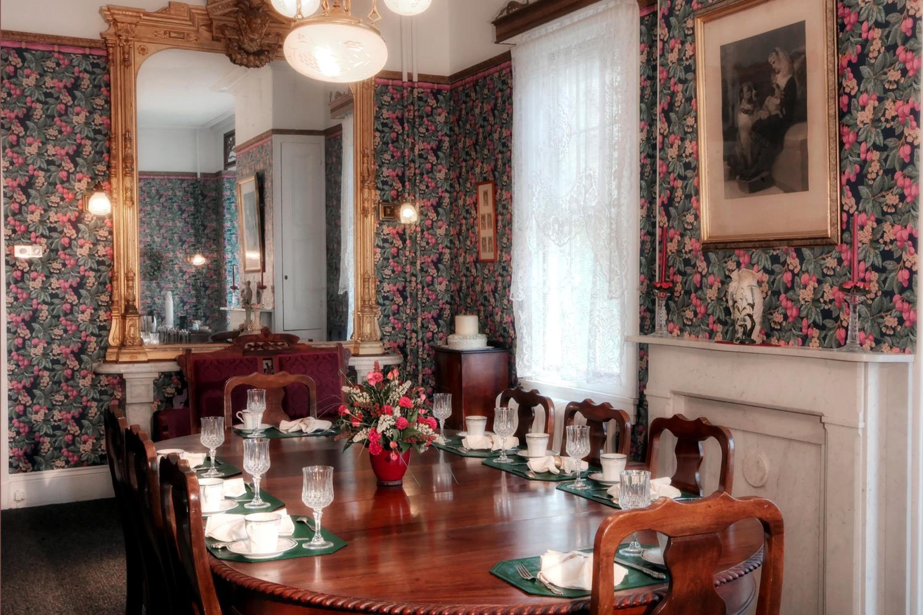 Wilbraham Mansion