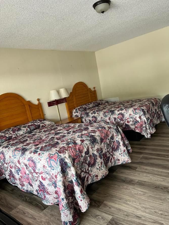 Yorktown Motor Lodge