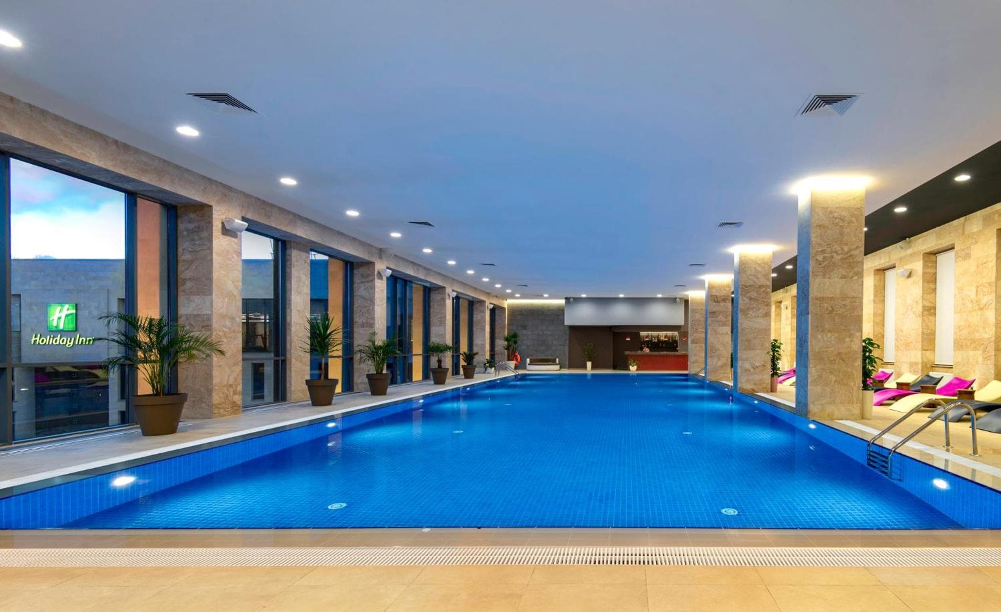 Holiday Inn Yerevan - Republic Square by IHG