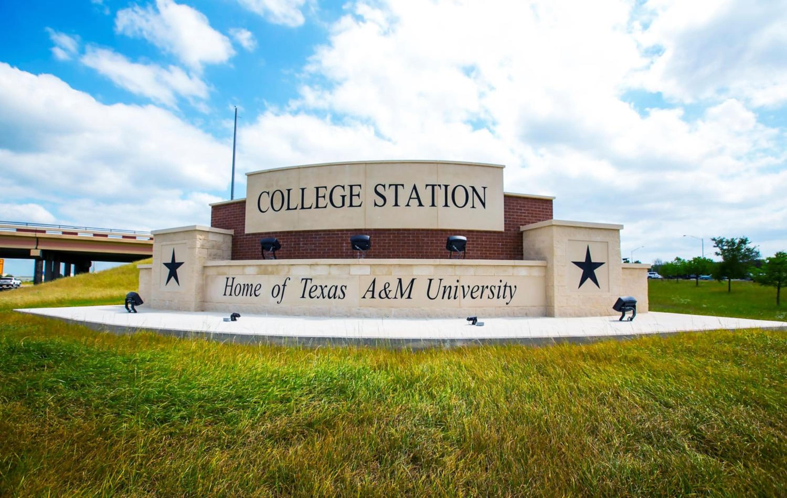 Holiday Inn & Suites College Station-Aggieland by IHG