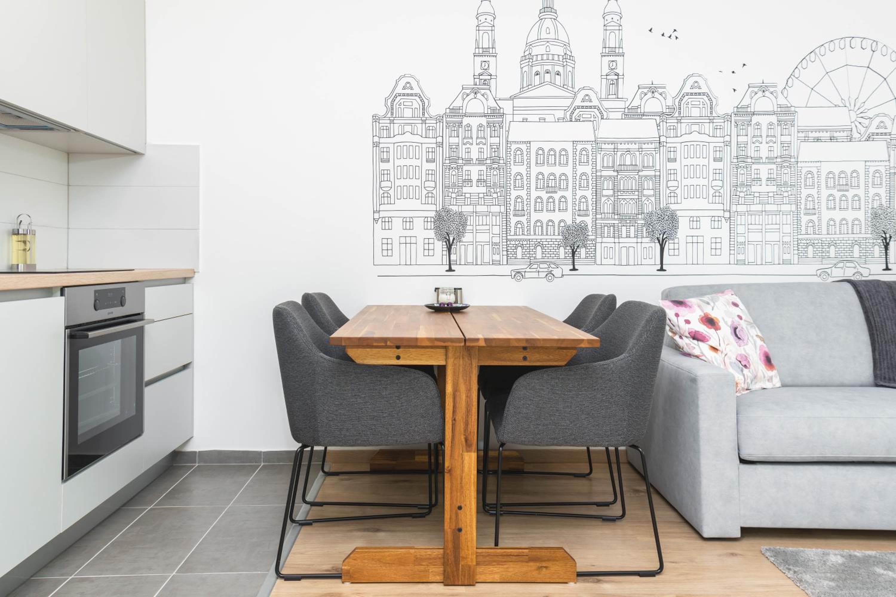 Elisabeth Downtown Apartments by FirstHost