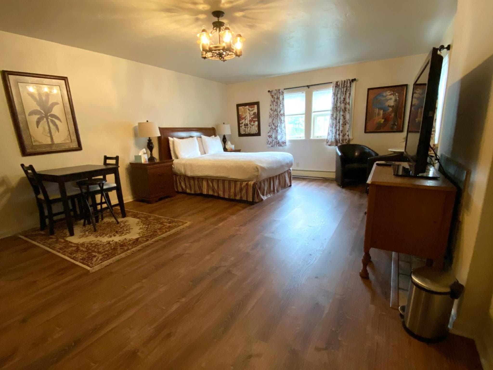 Spacious Private Suite ParksBoatingGolf