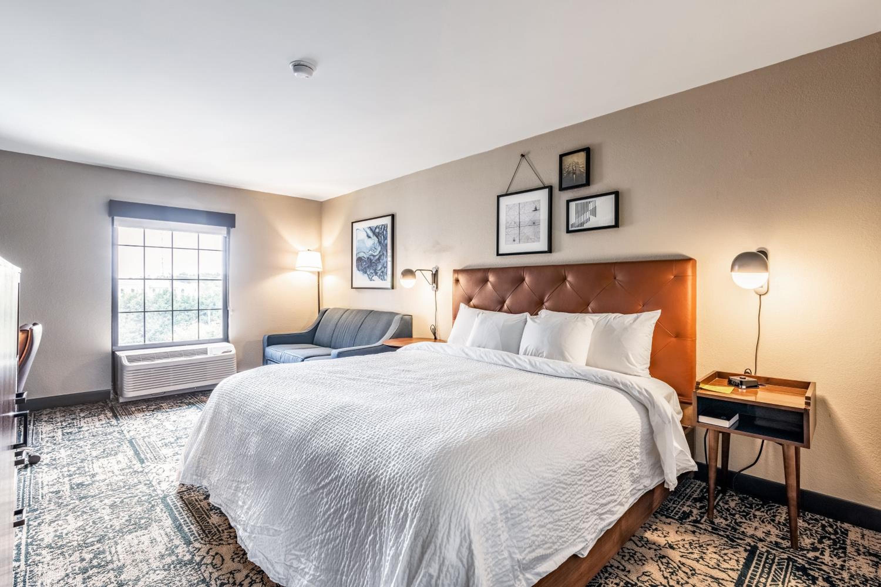 Four Points by Sheraton Greensboro Airport