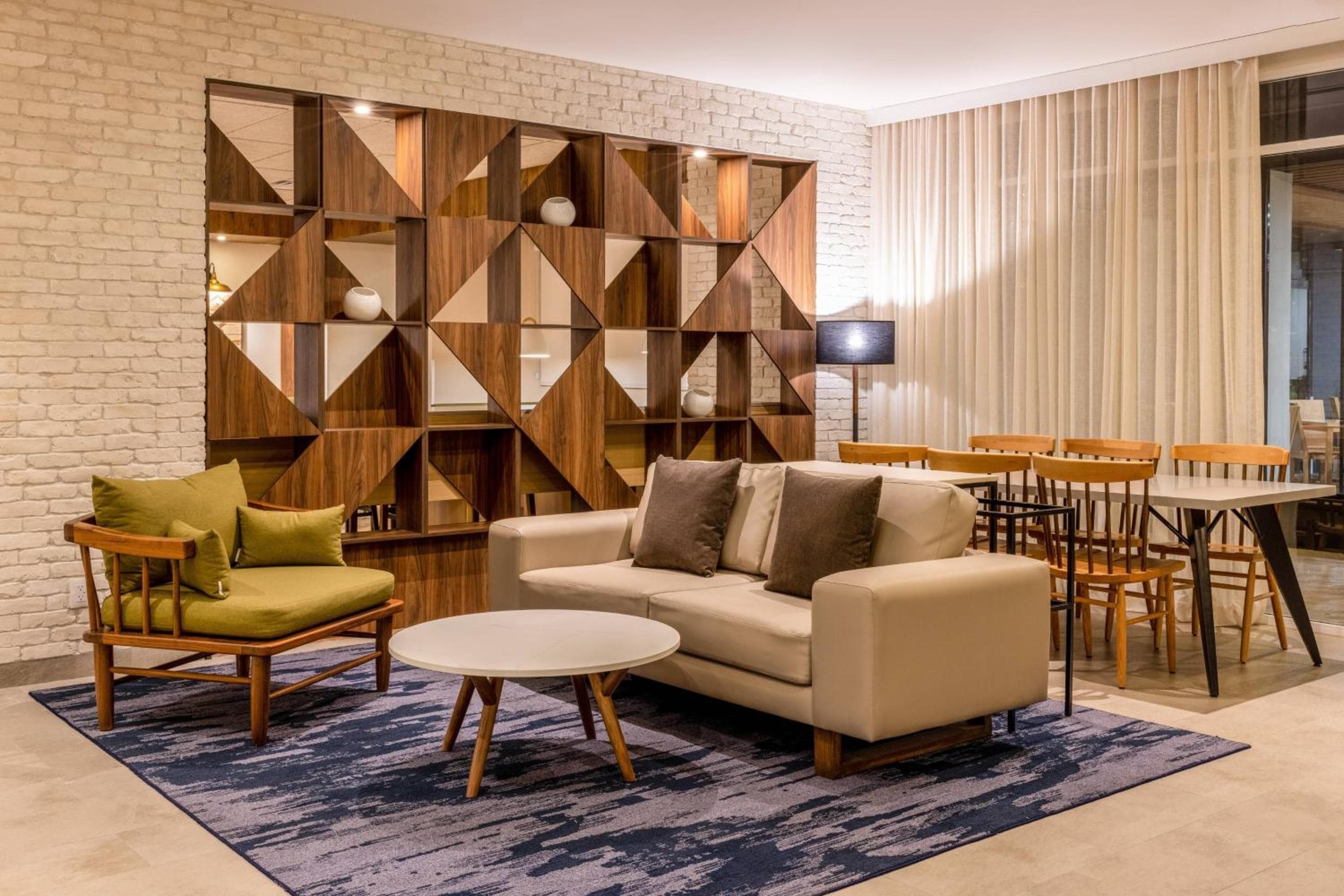 Fairfield by Marriott Inn & Suites Cancun Downtown