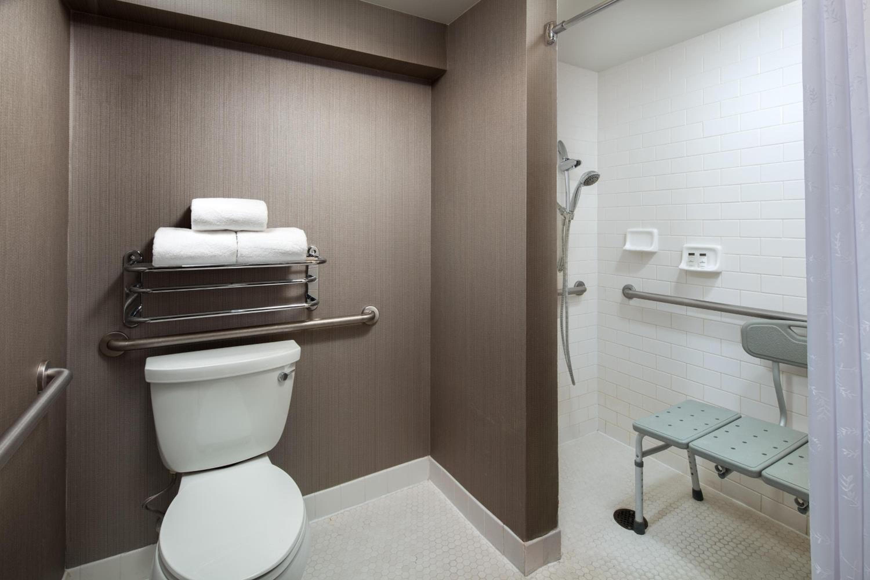 Sheraton Fairplex Suites & Conference Center