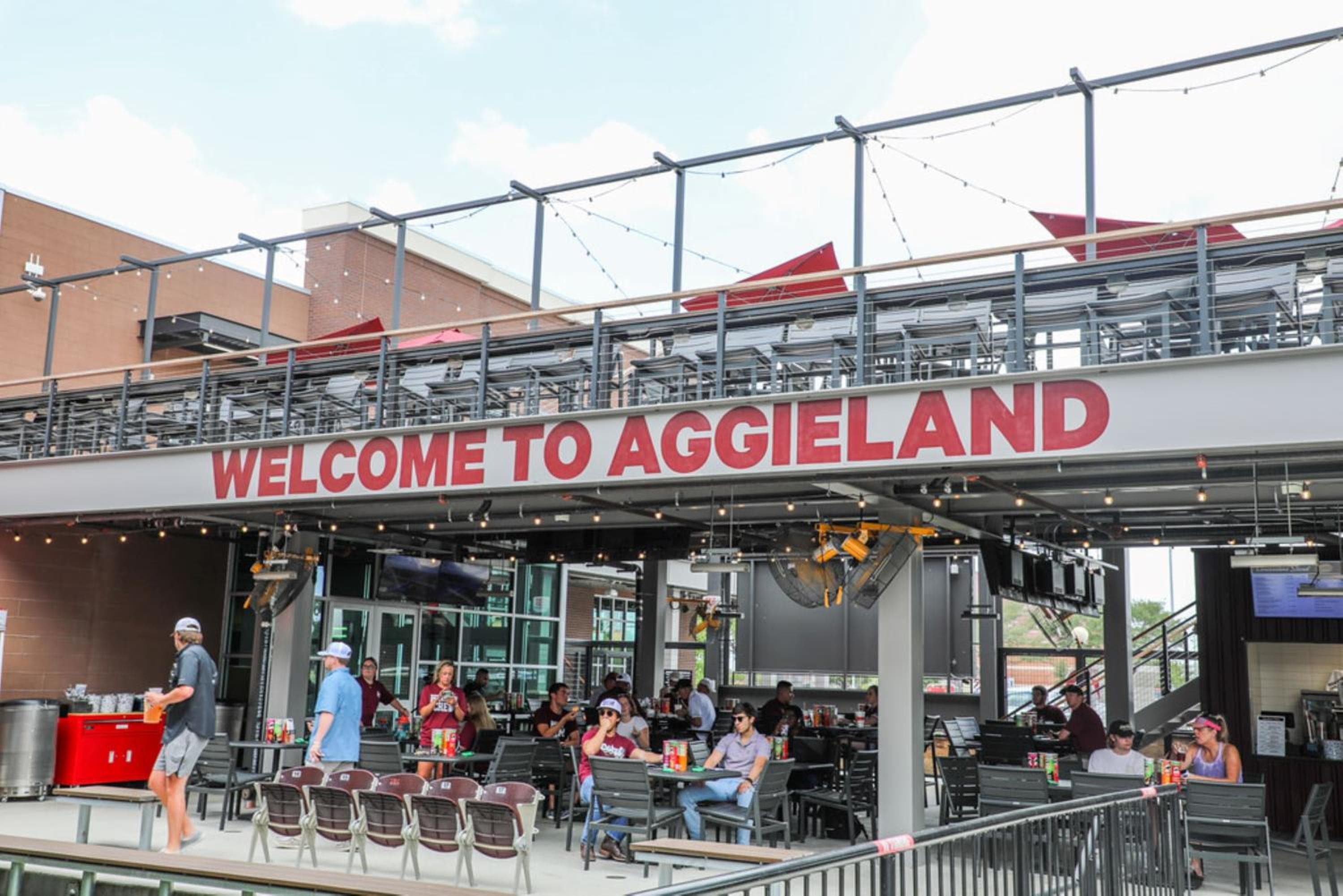 Holiday Inn & Suites College Station-Aggieland by IHG
