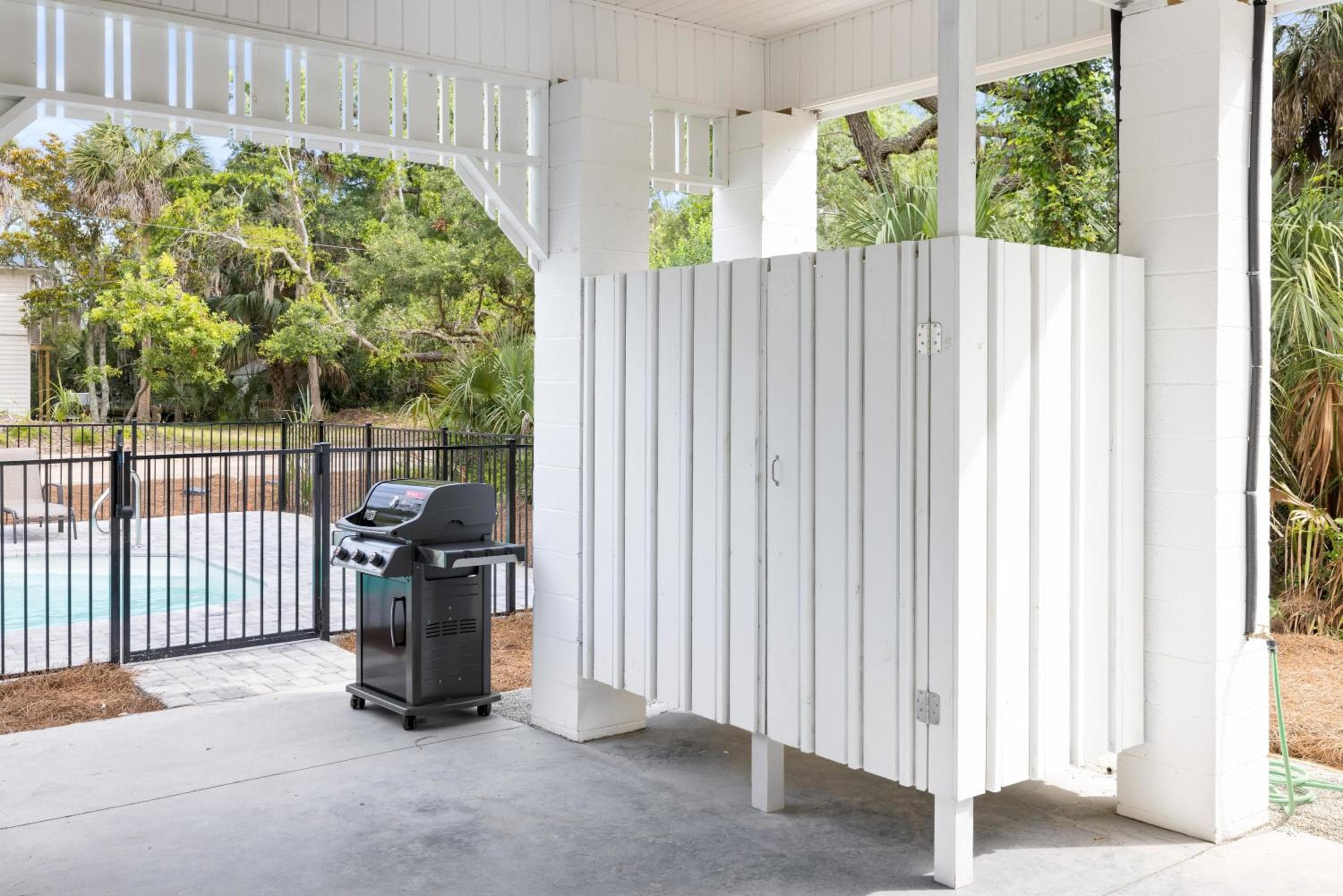 Jungle House-Heated Pool-Pet Friendly-Luxury