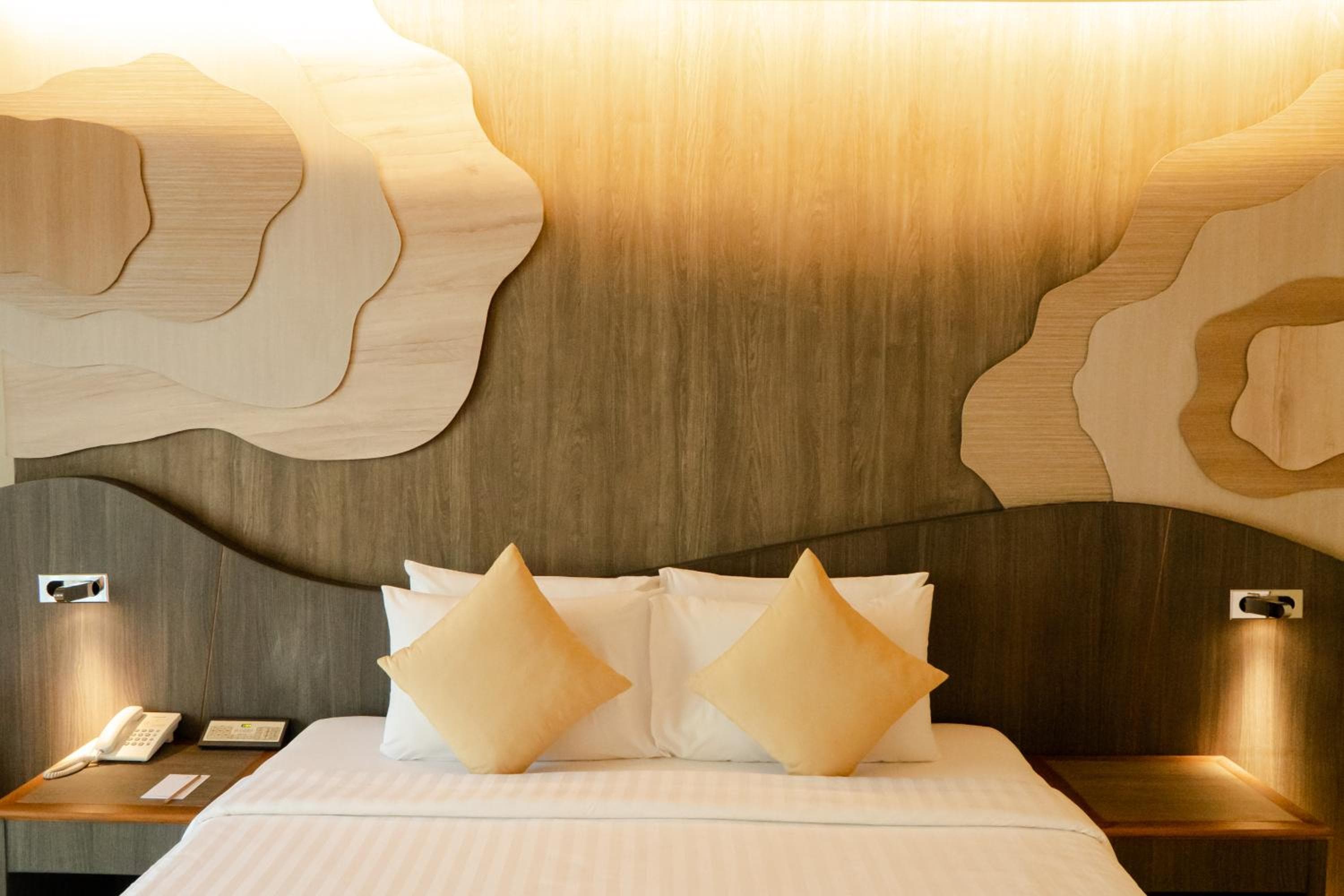 Amora Beach Resort Phuket