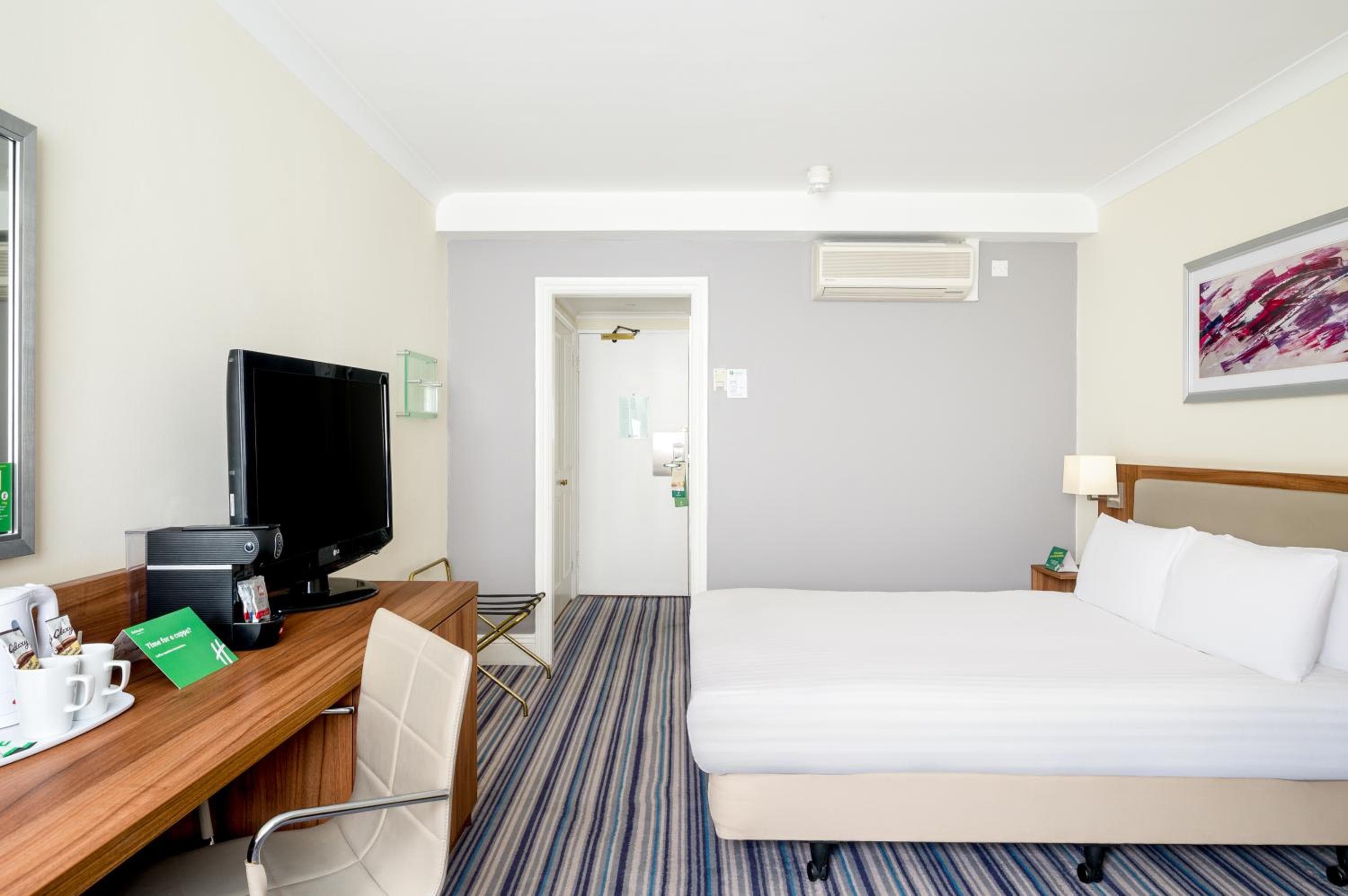 Holiday Inn Leeds-Wakefield M1 Jct40 by IHG