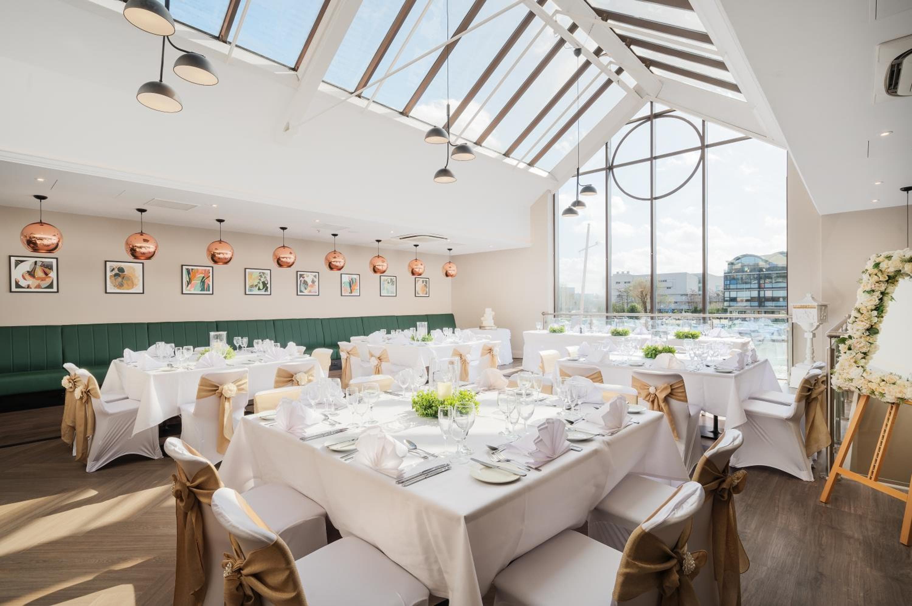 Holiday Inn Lincoln by IHG