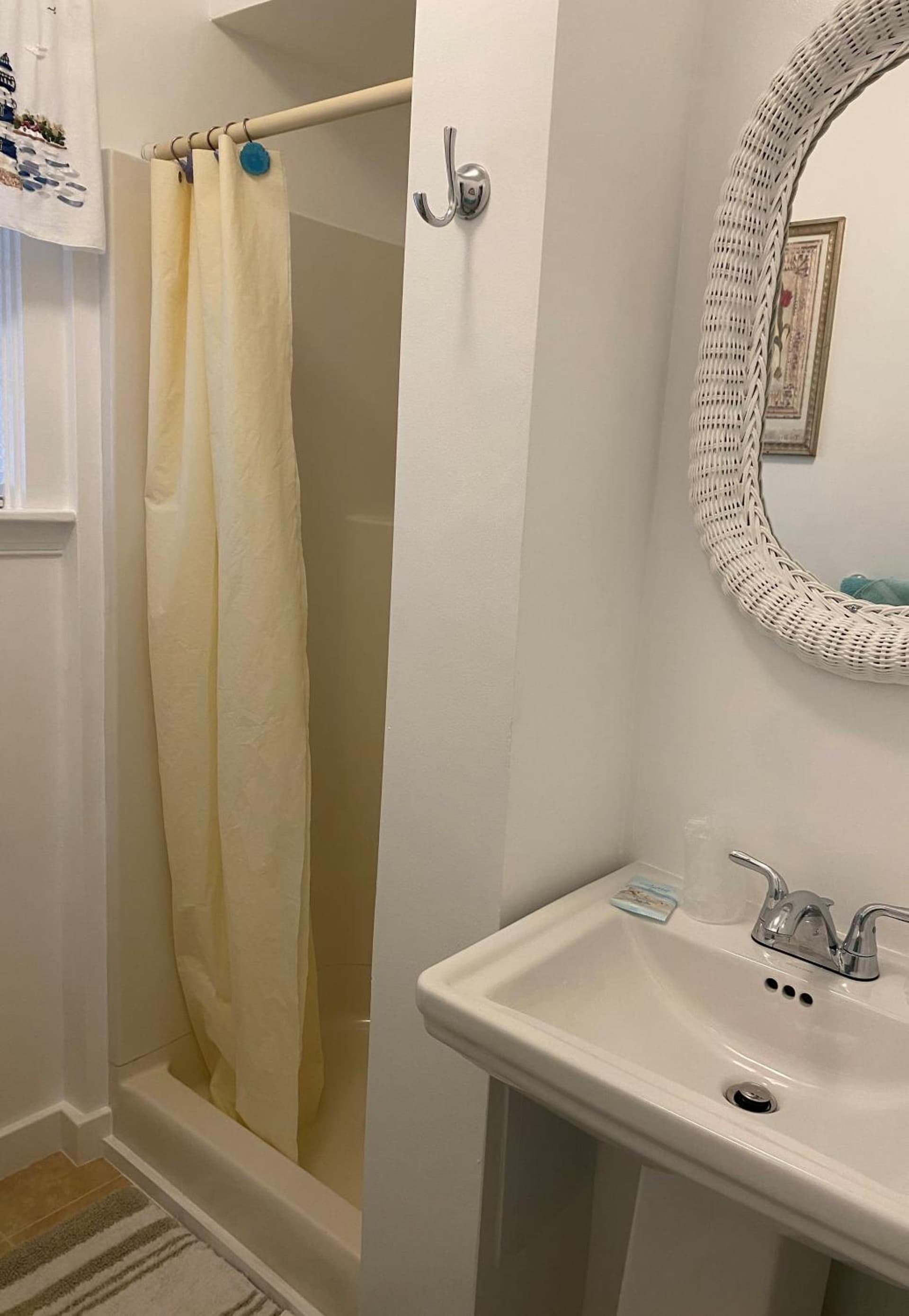 Angie's Guest Cottage