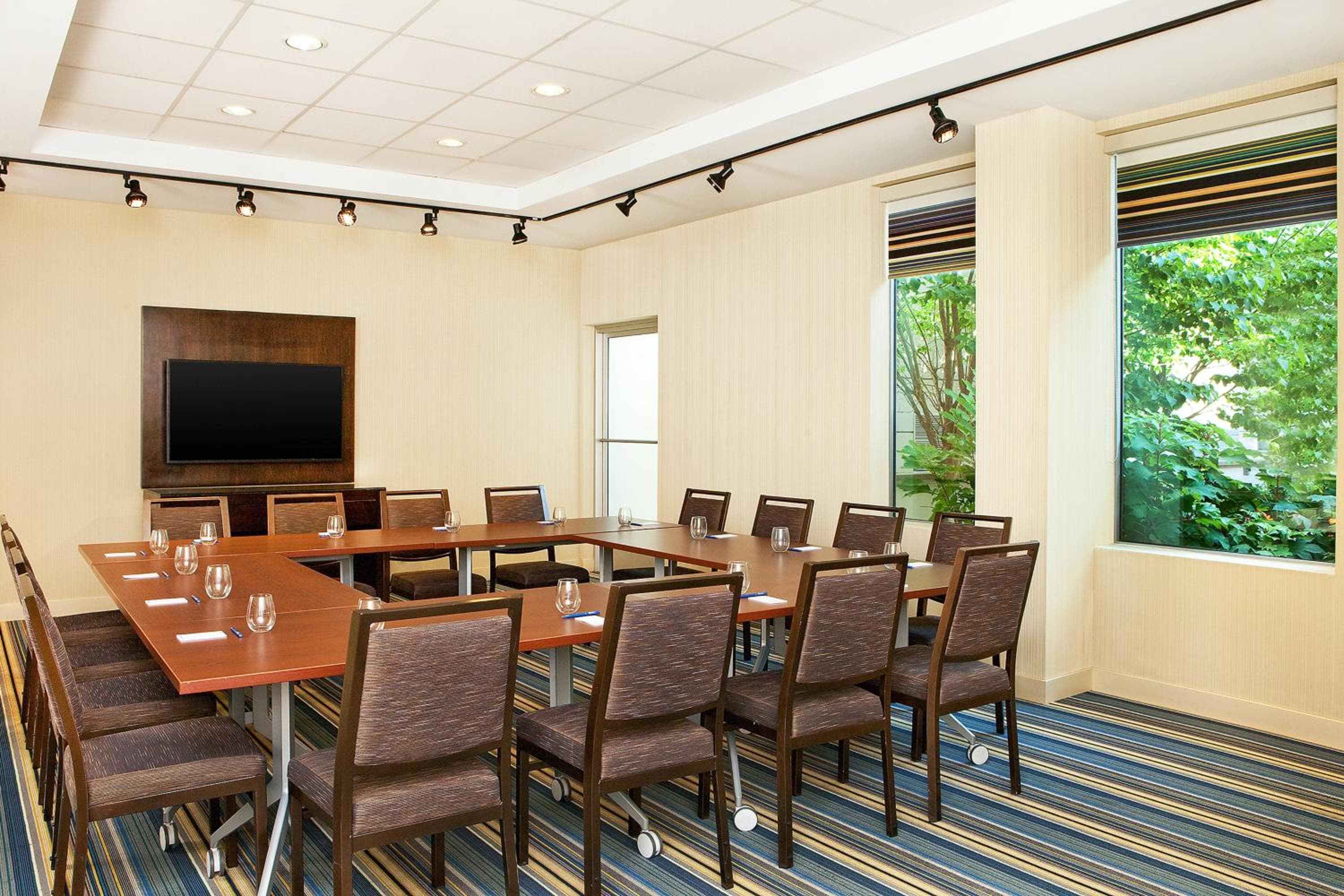 Aloft by Marriott Arundel Mills BWI Airport