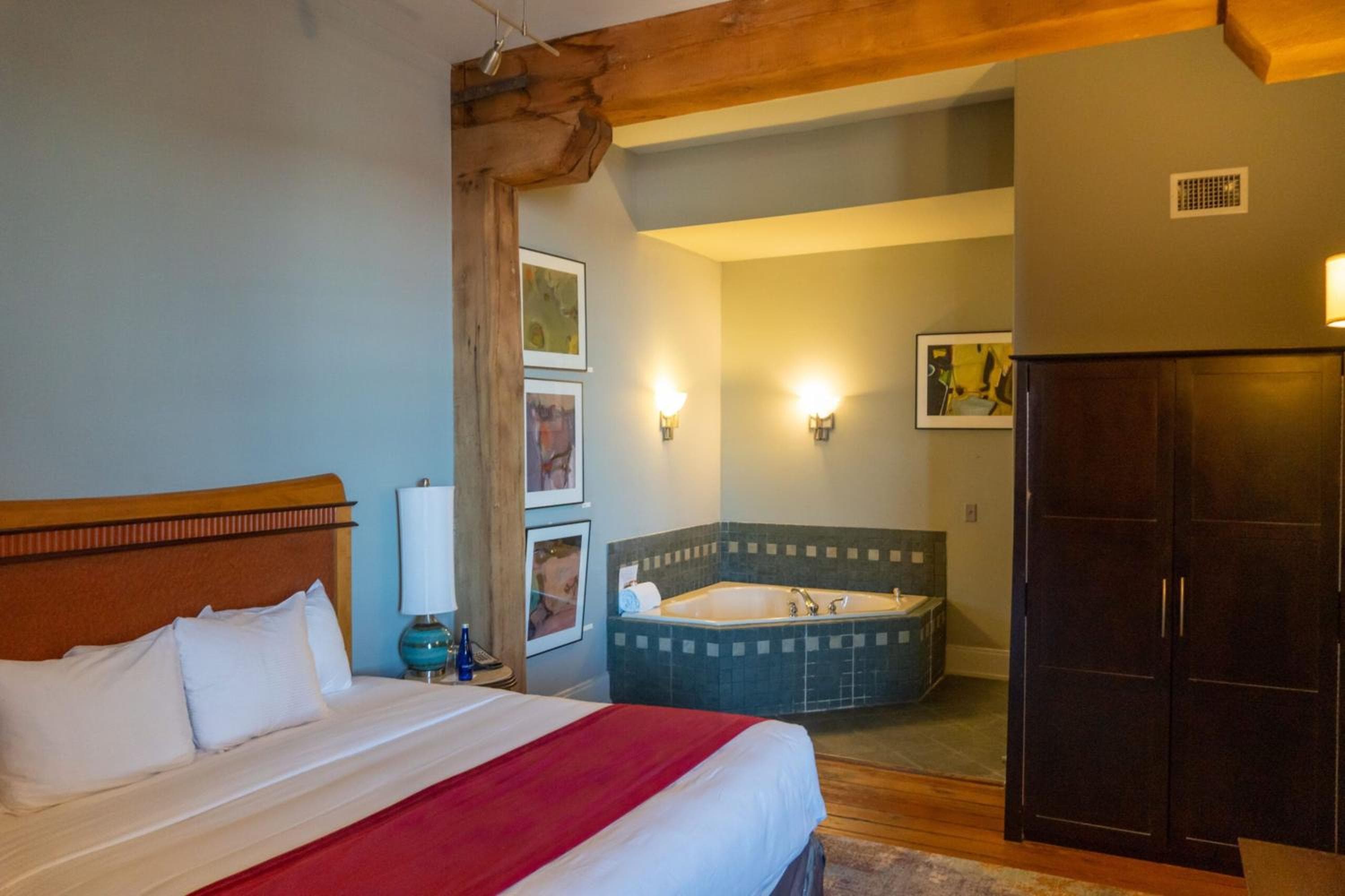 Lancaster Arts Hotel