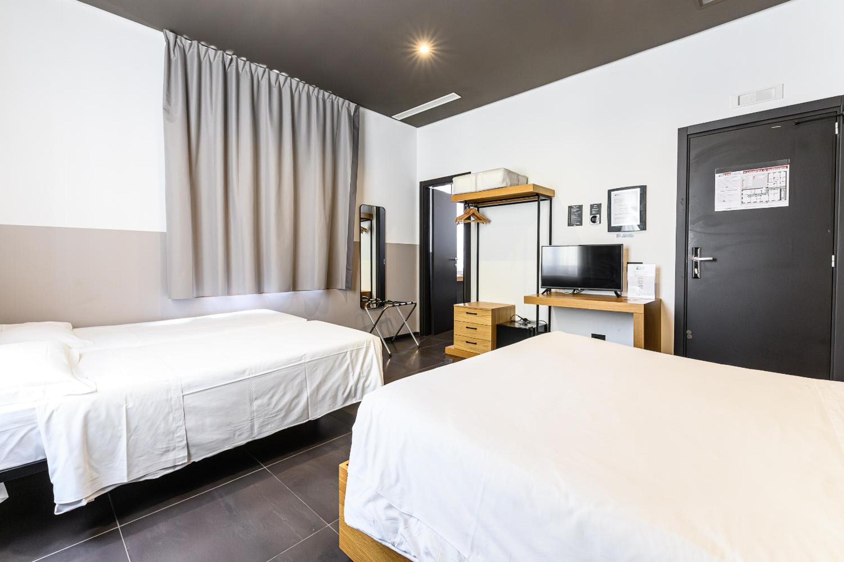 Central Lodge Hotel