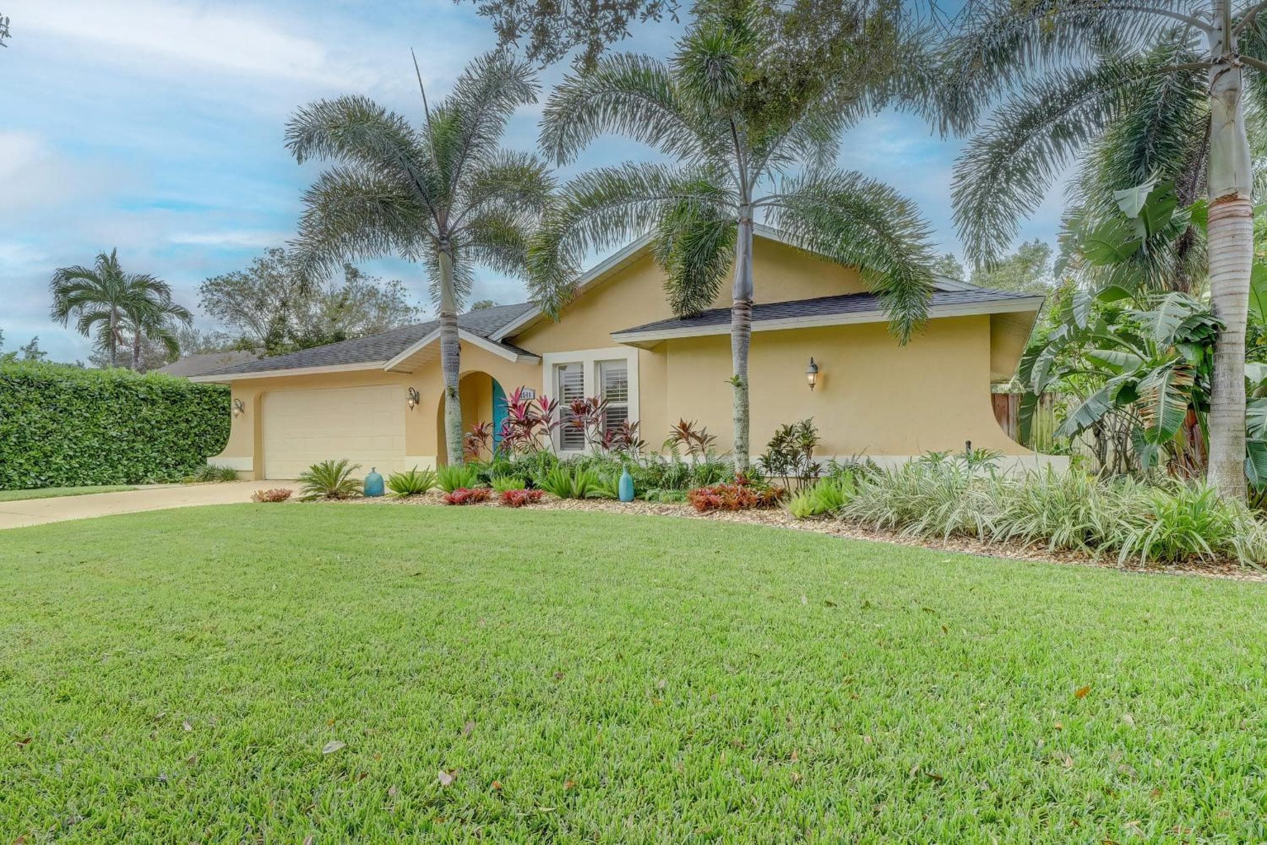 Pet Friendly Pool Home in River Reach of Naples FL