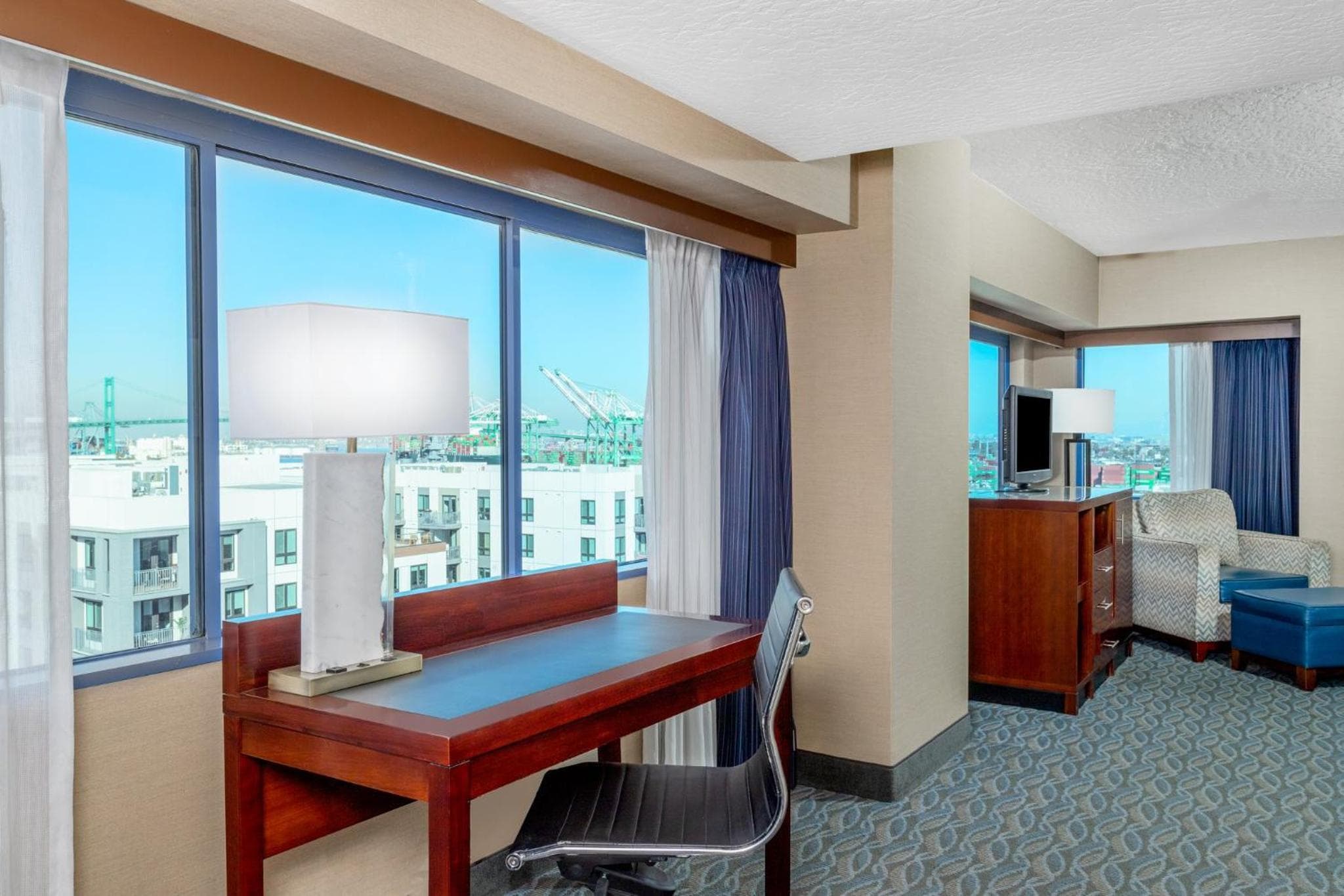 Crowne Plaza Hotel Los Angeles Harbor by IHG