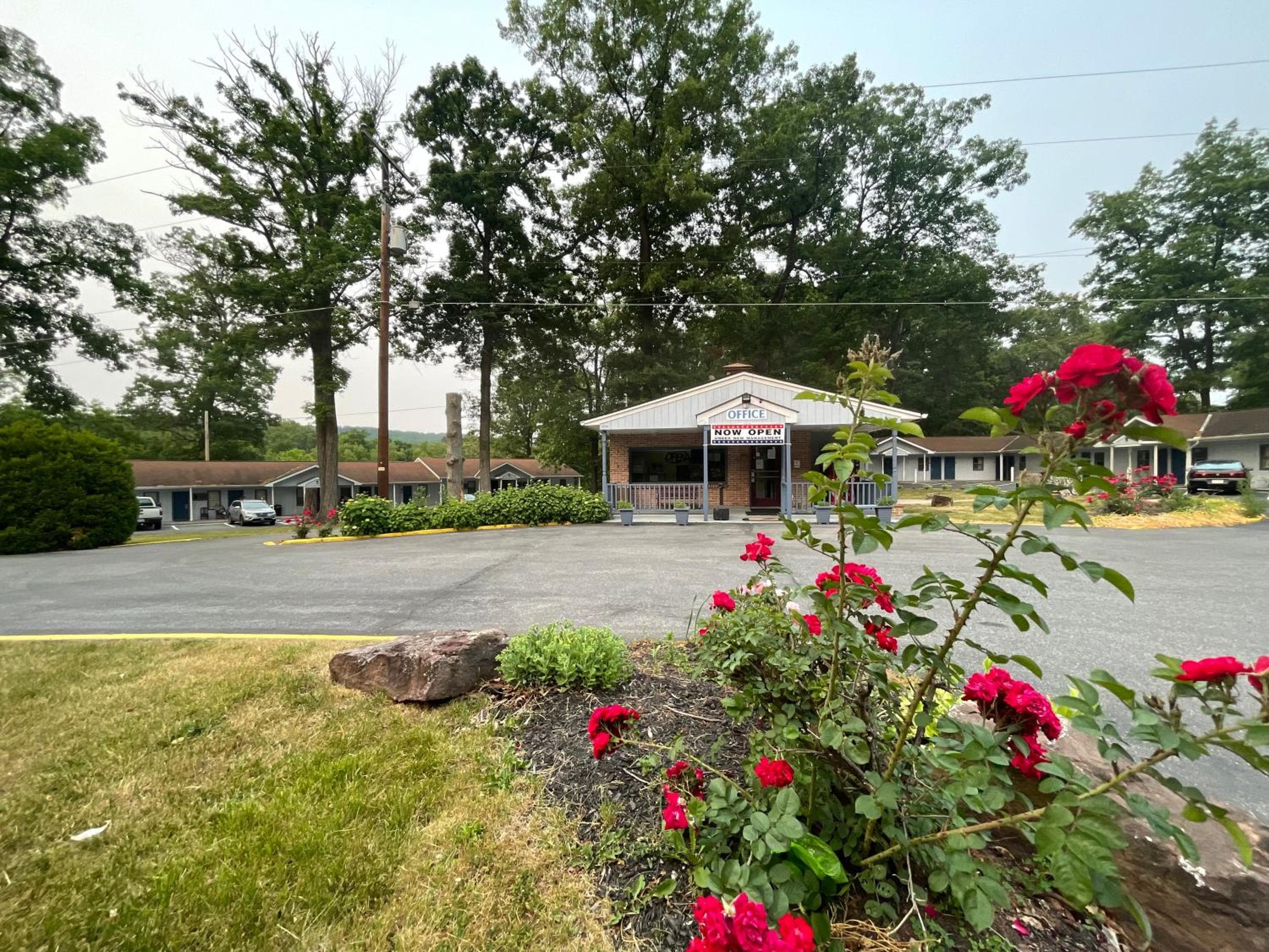 Pennswoods Inn