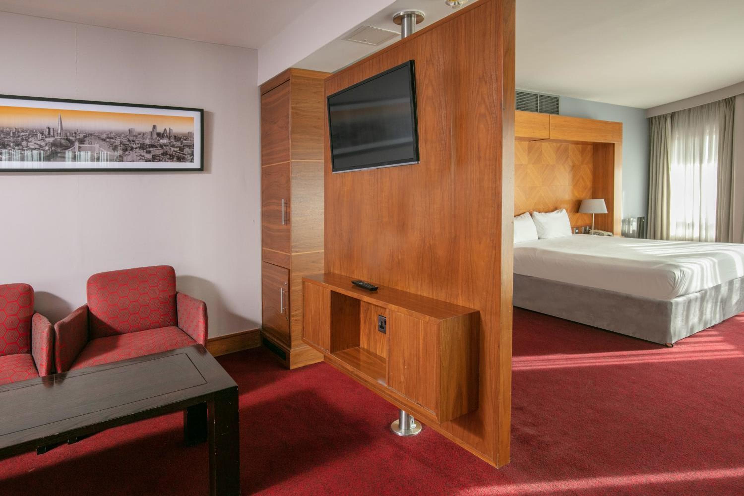 The Crown London, WorldHotels Distinctive