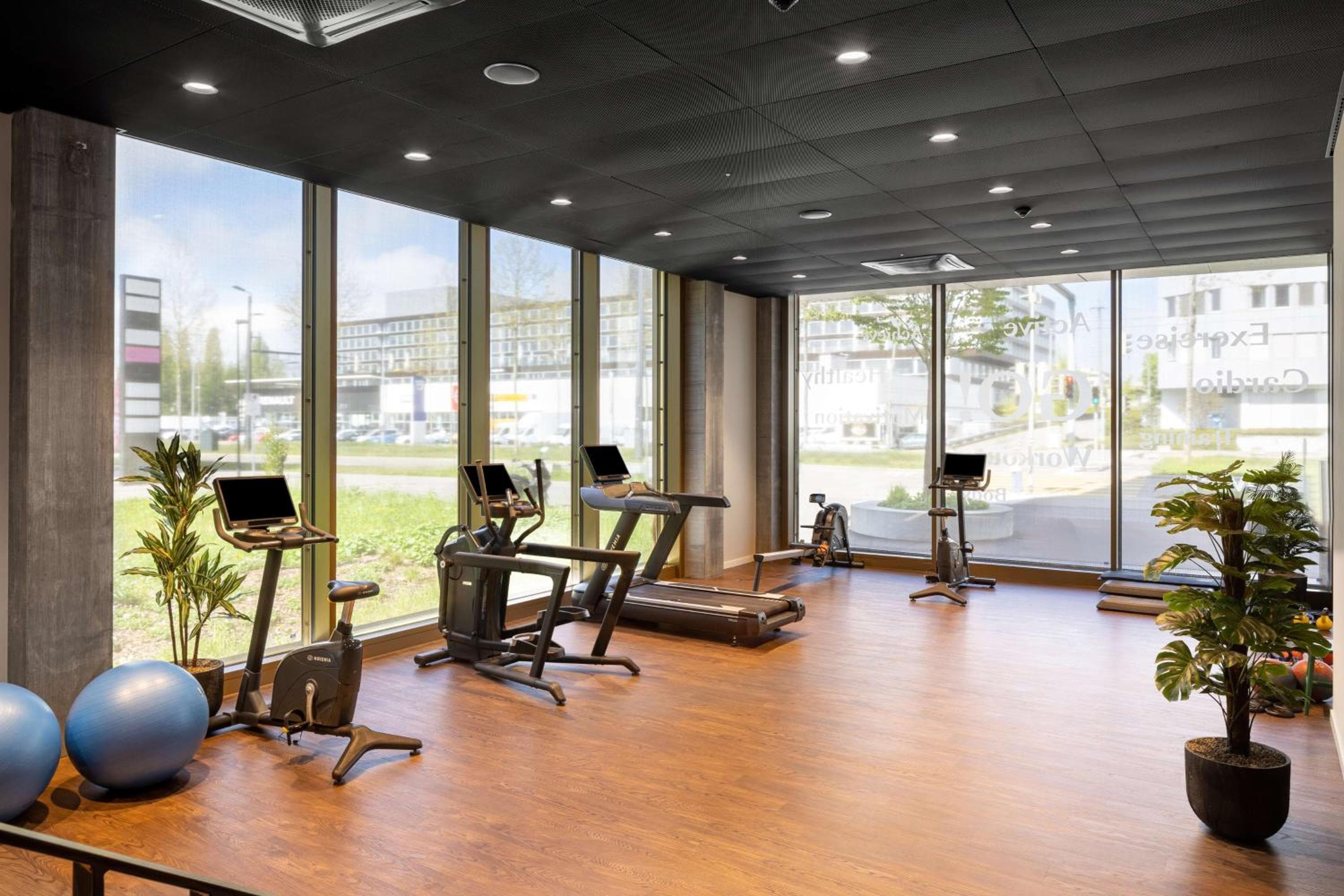 Radisson Hotel & Suites Zurich