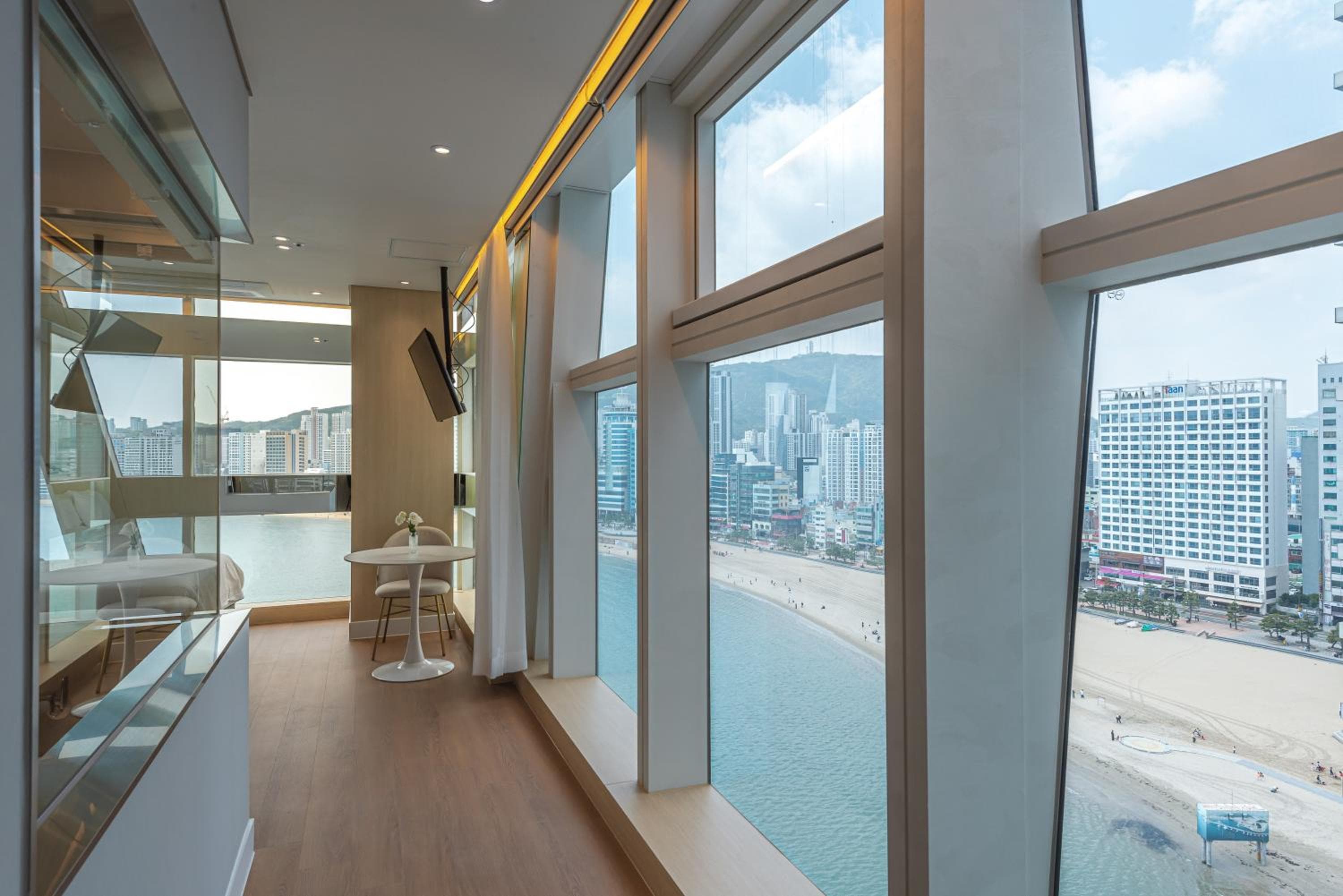 Hotel Marine view