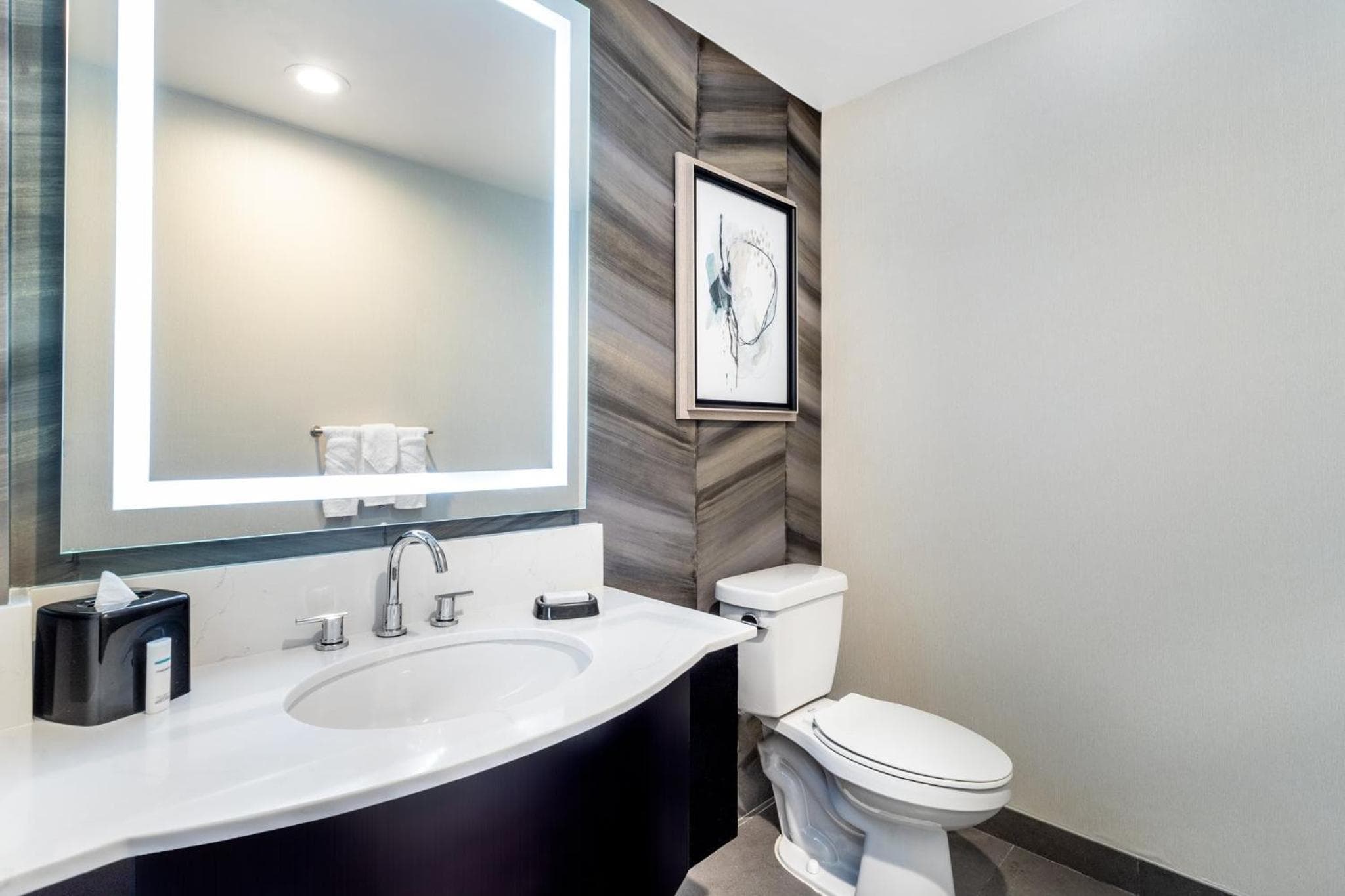 Crowne Plaza Hotel Los Angeles Harbor by IHG
