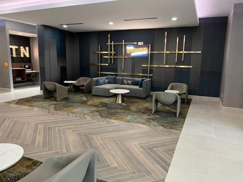 La Quinta Inn & Suites by Wyndham Manchester - Arnold AFB
