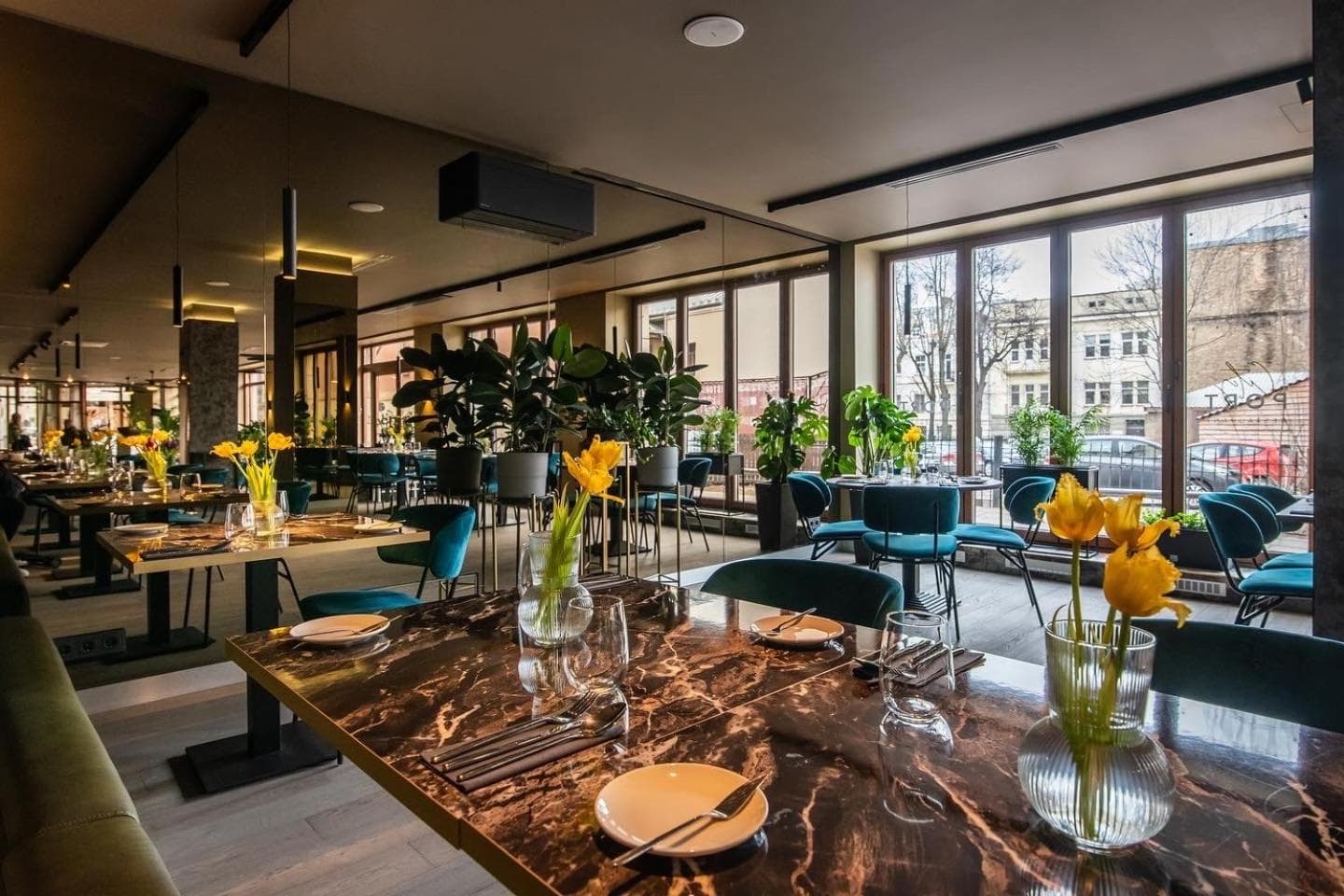 CONTI HOTEL VILNIUS, Conference Centre, Restaurant & Bar