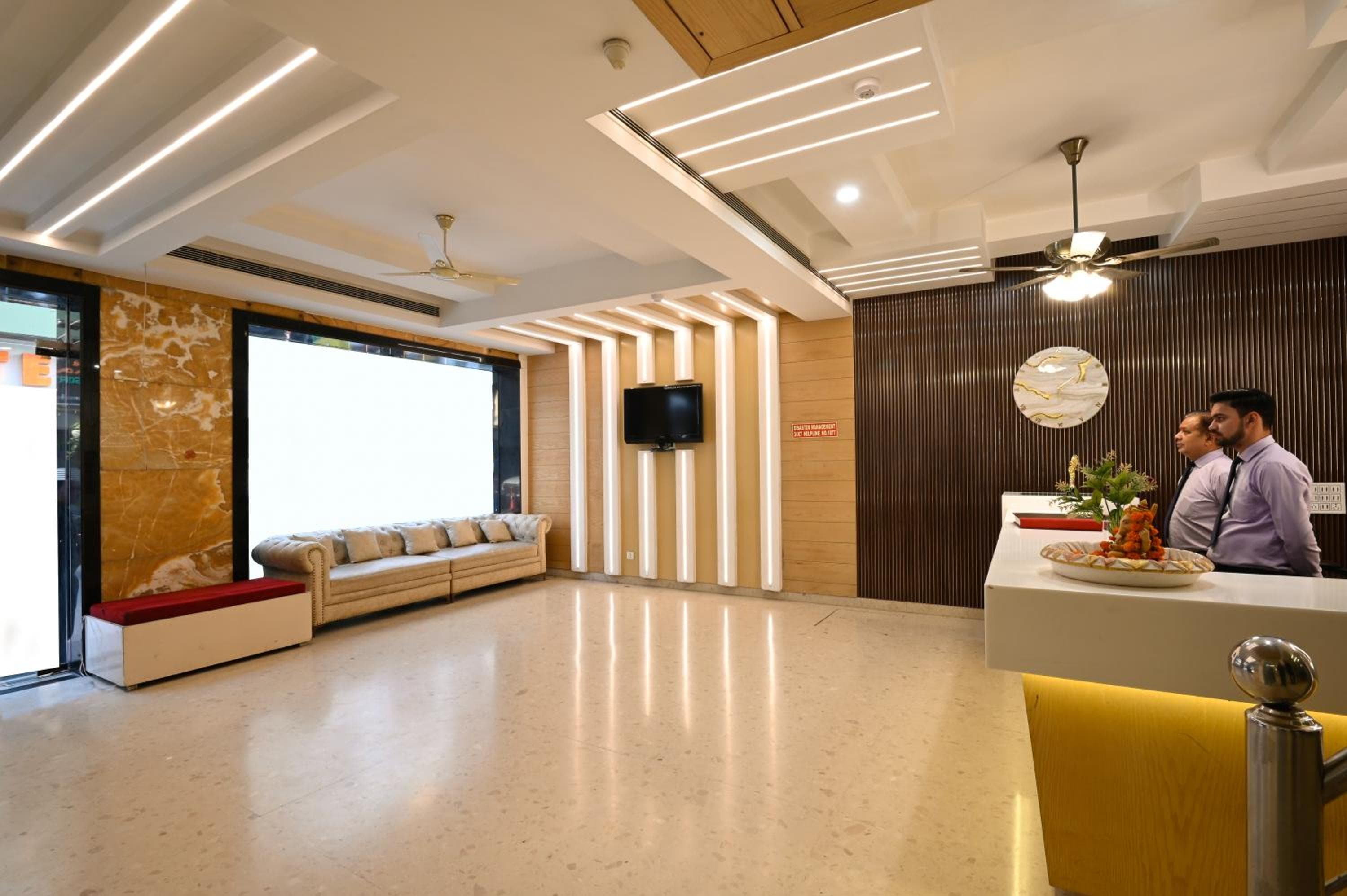 Hotel Baba Deluxe near New Delhi Railway Station and City Center -By RCG Hotels
