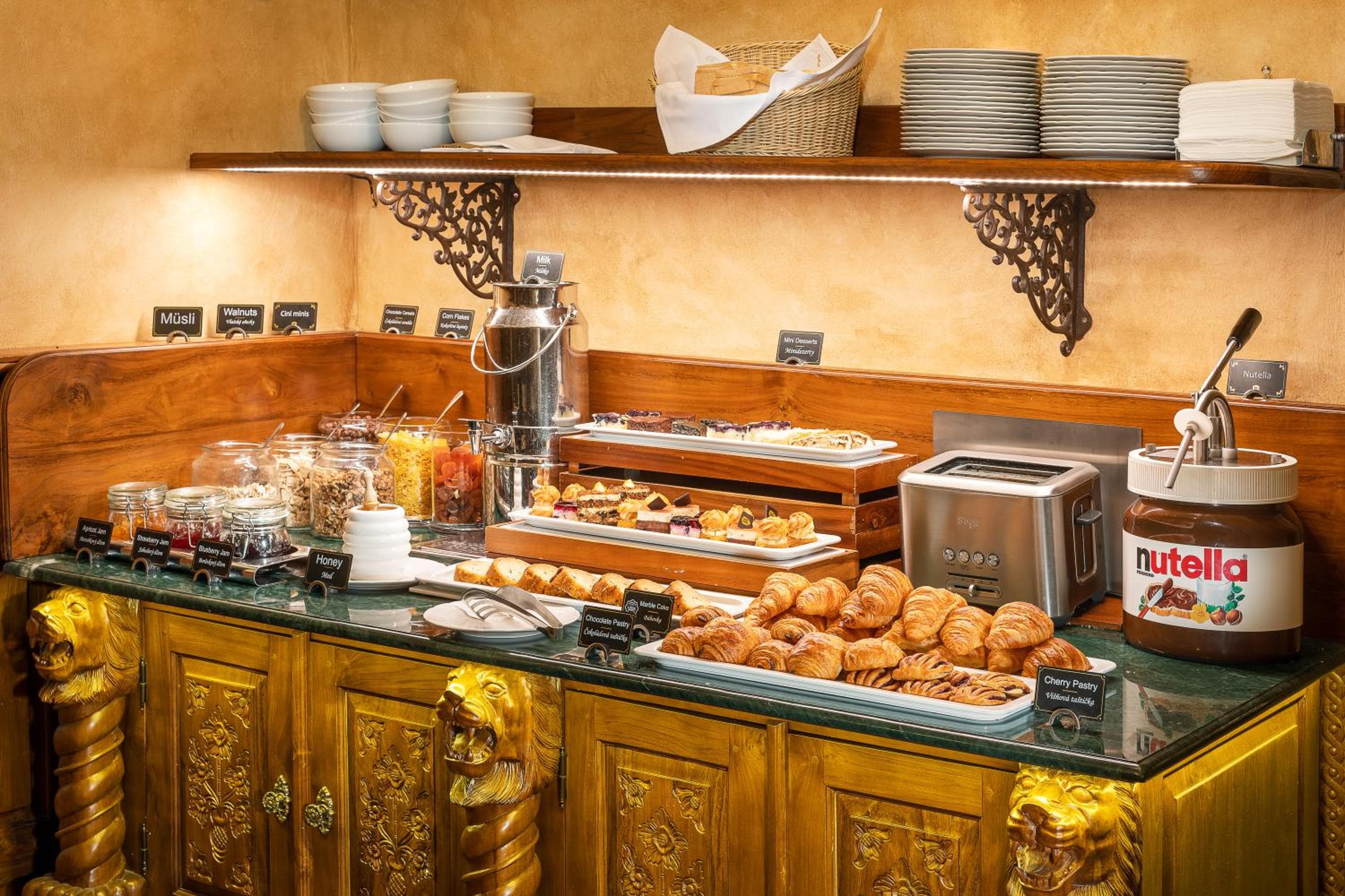 Hotel U Prince Prague by BHG