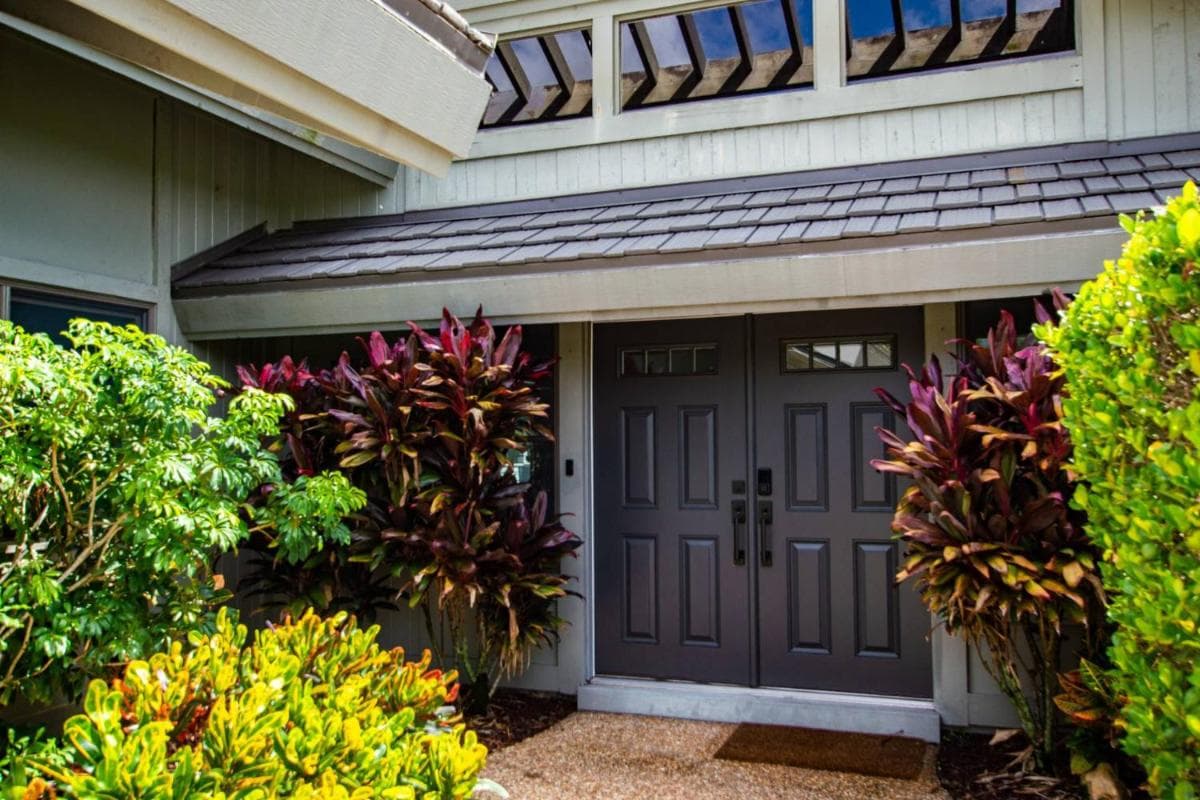 Timeless Treasure on Baywood