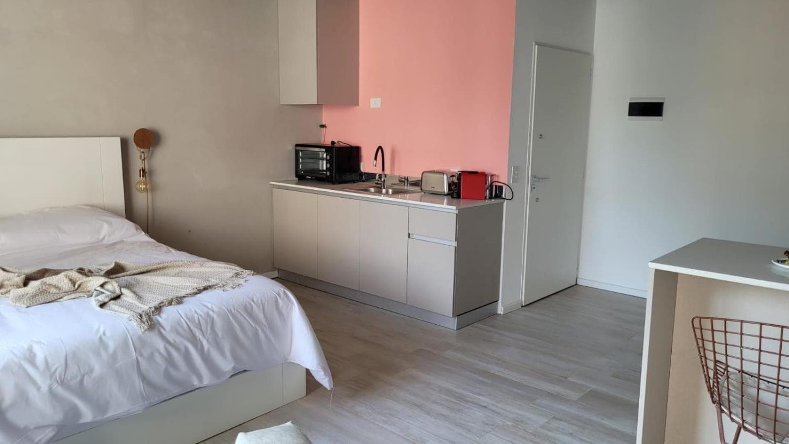 La Belle San Isidro Lofts