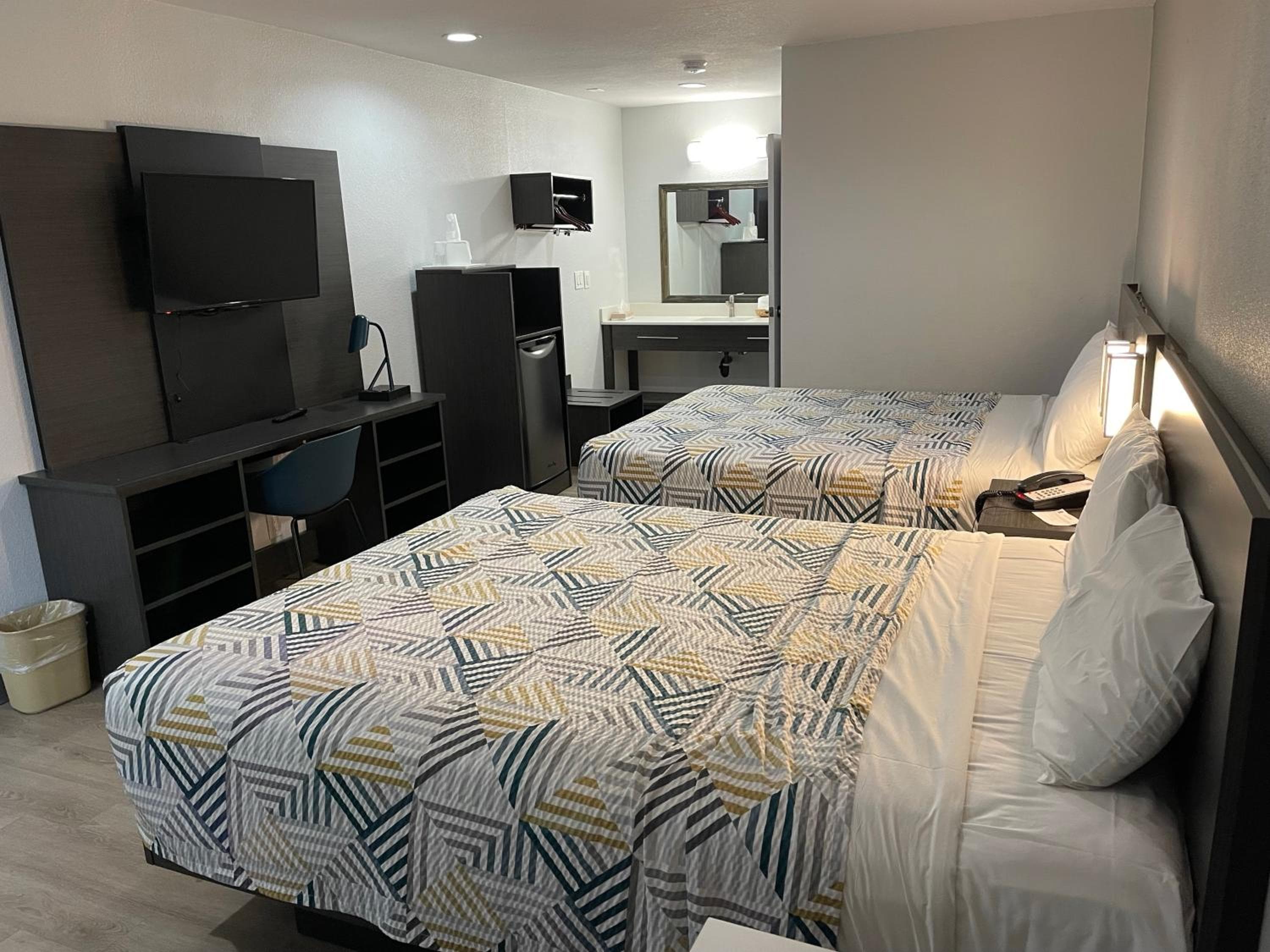 Motel 6-San Diego, CA - Southbay