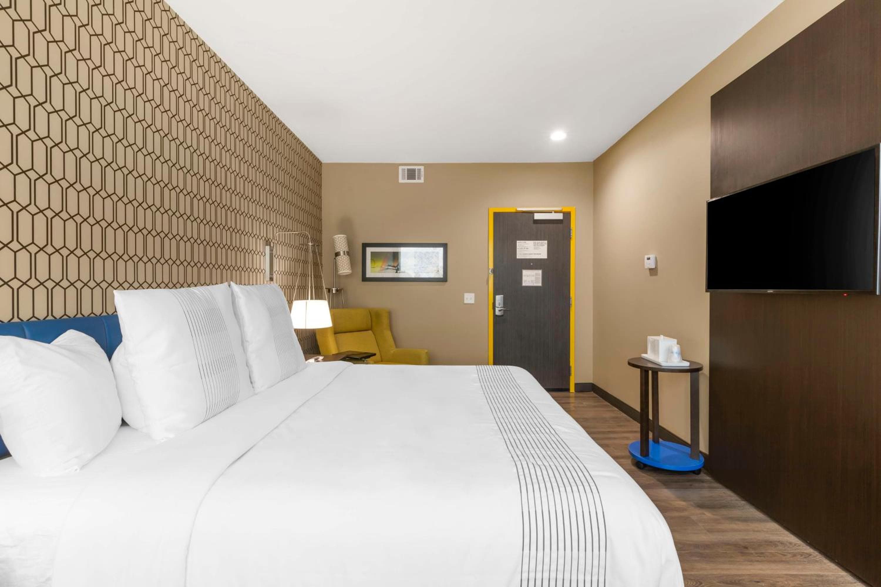 GLo Best Western Pooler - Savannah Airport Hotel