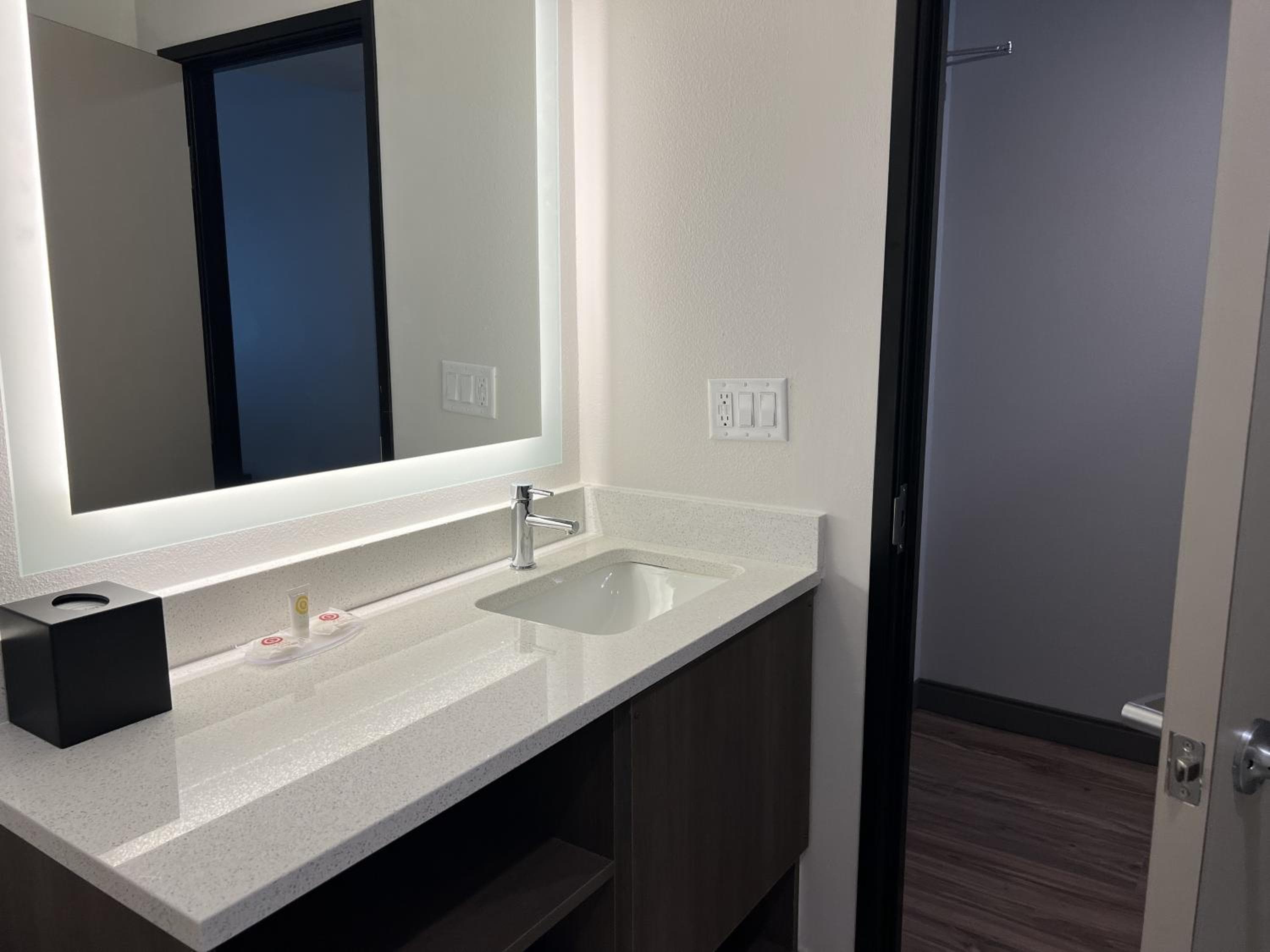 Comfort Inn & Suites New Port Richey Downtown District
