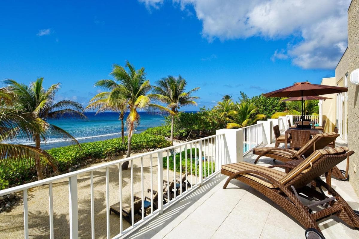 Villa Caymanas by Grand Cayman Villas & Condos