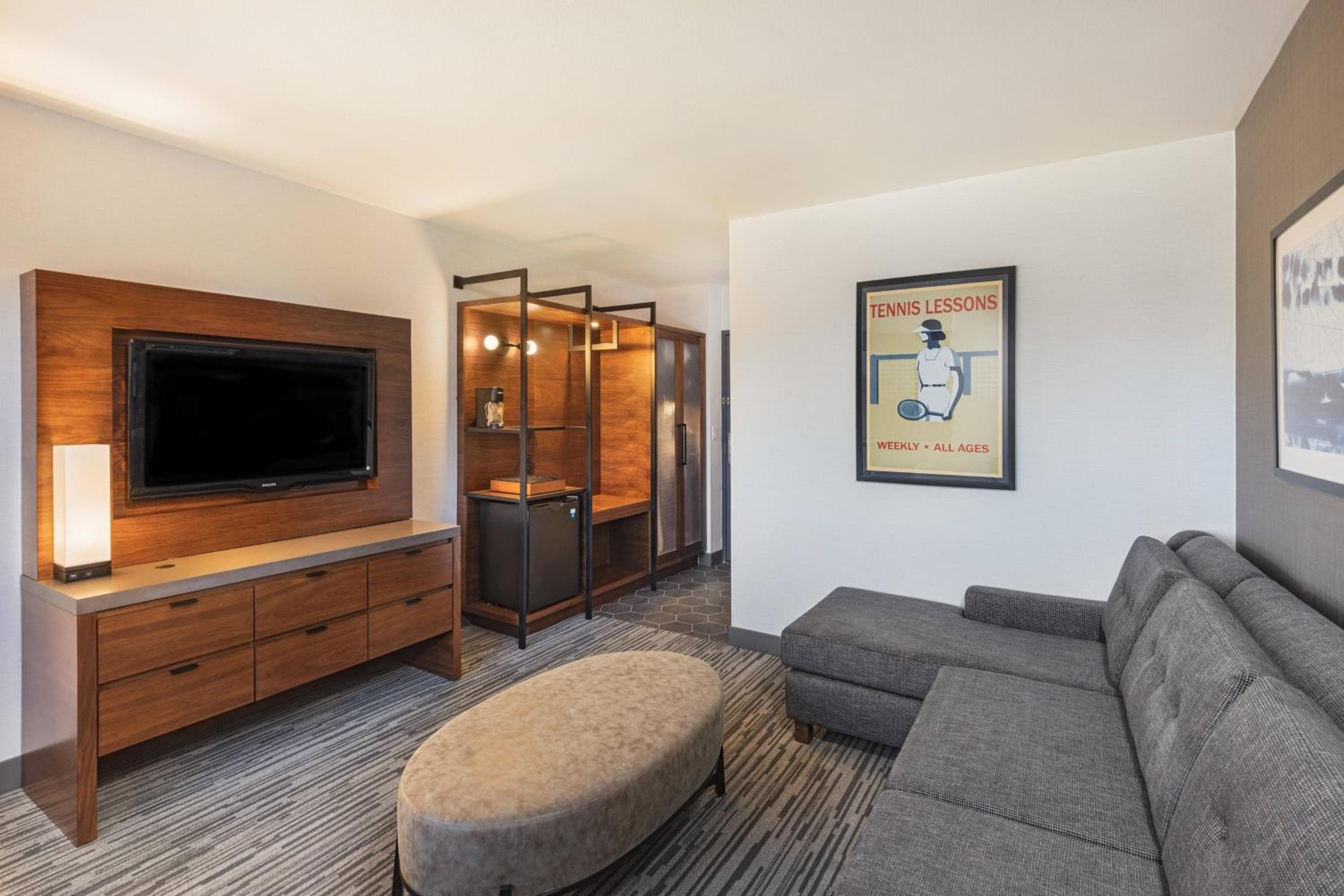 Four Points by Sheraton Los Angeles Westside